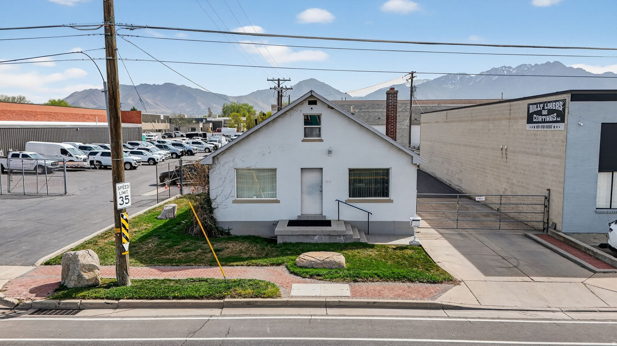 main property photo 2