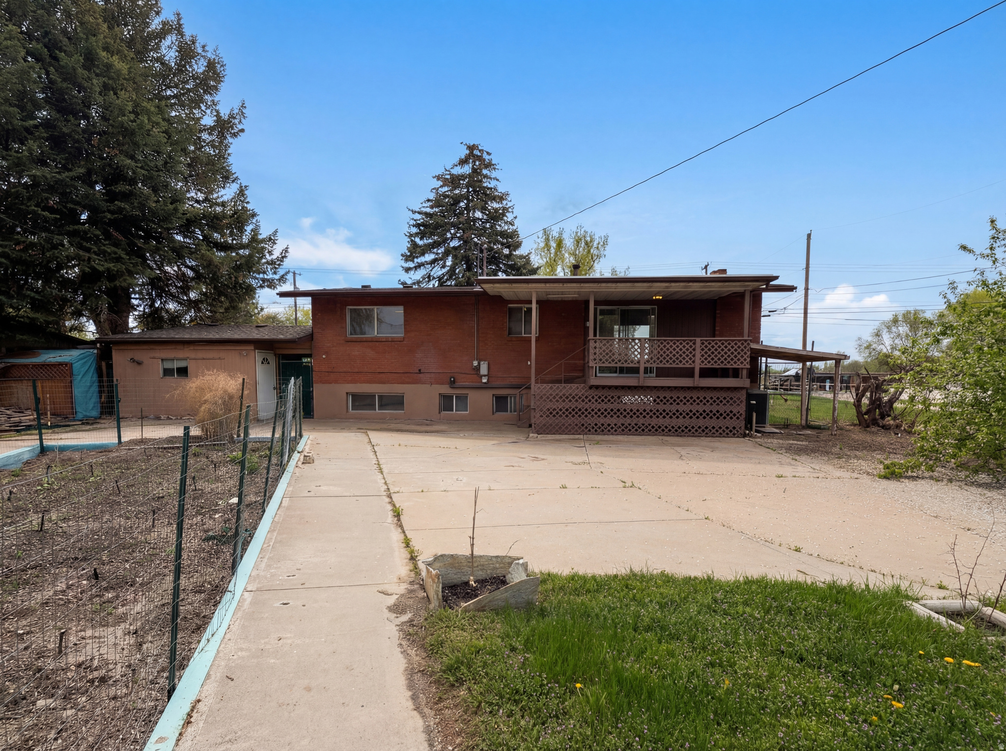 main property photo 4
