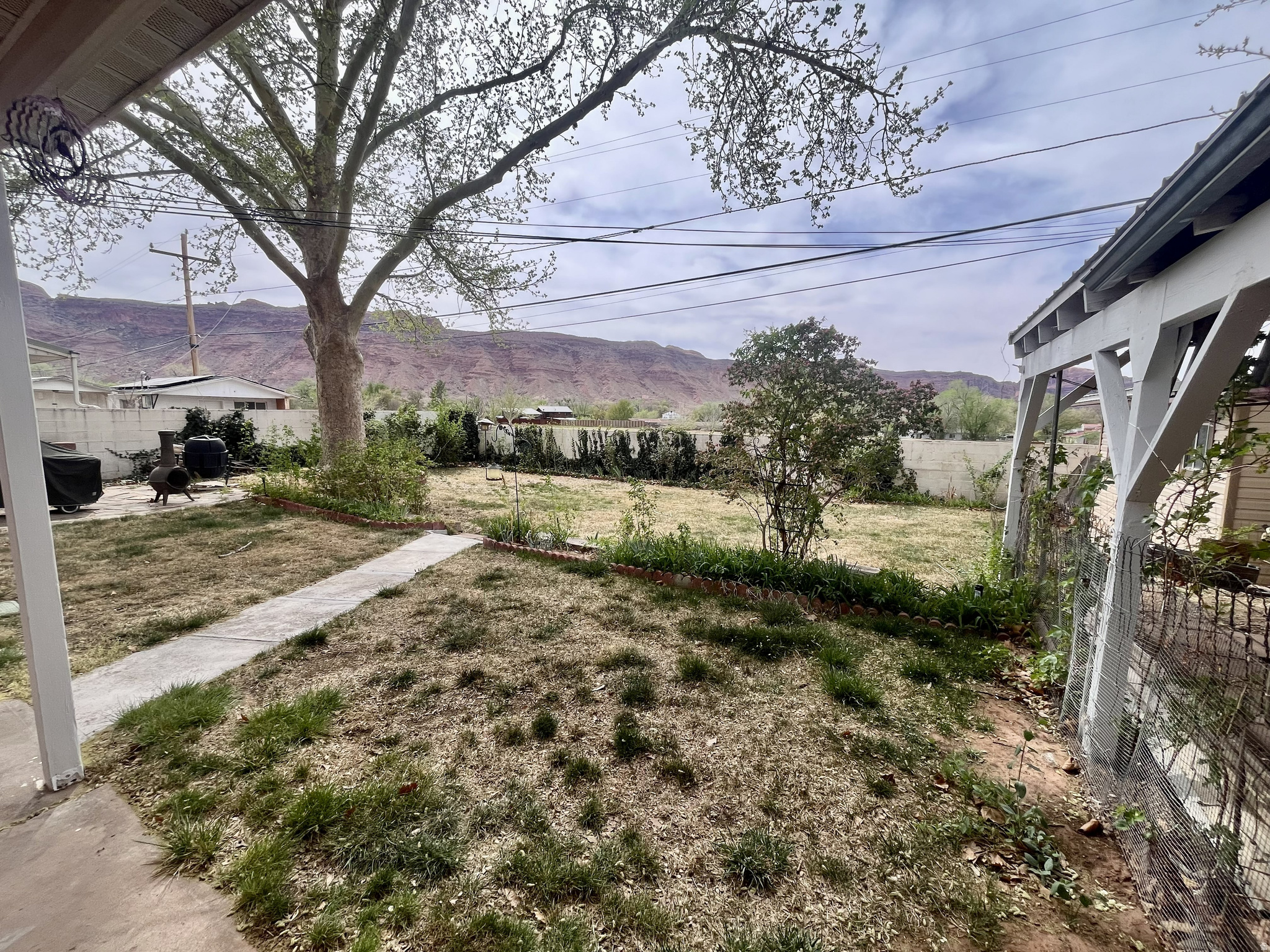 main property photo 24