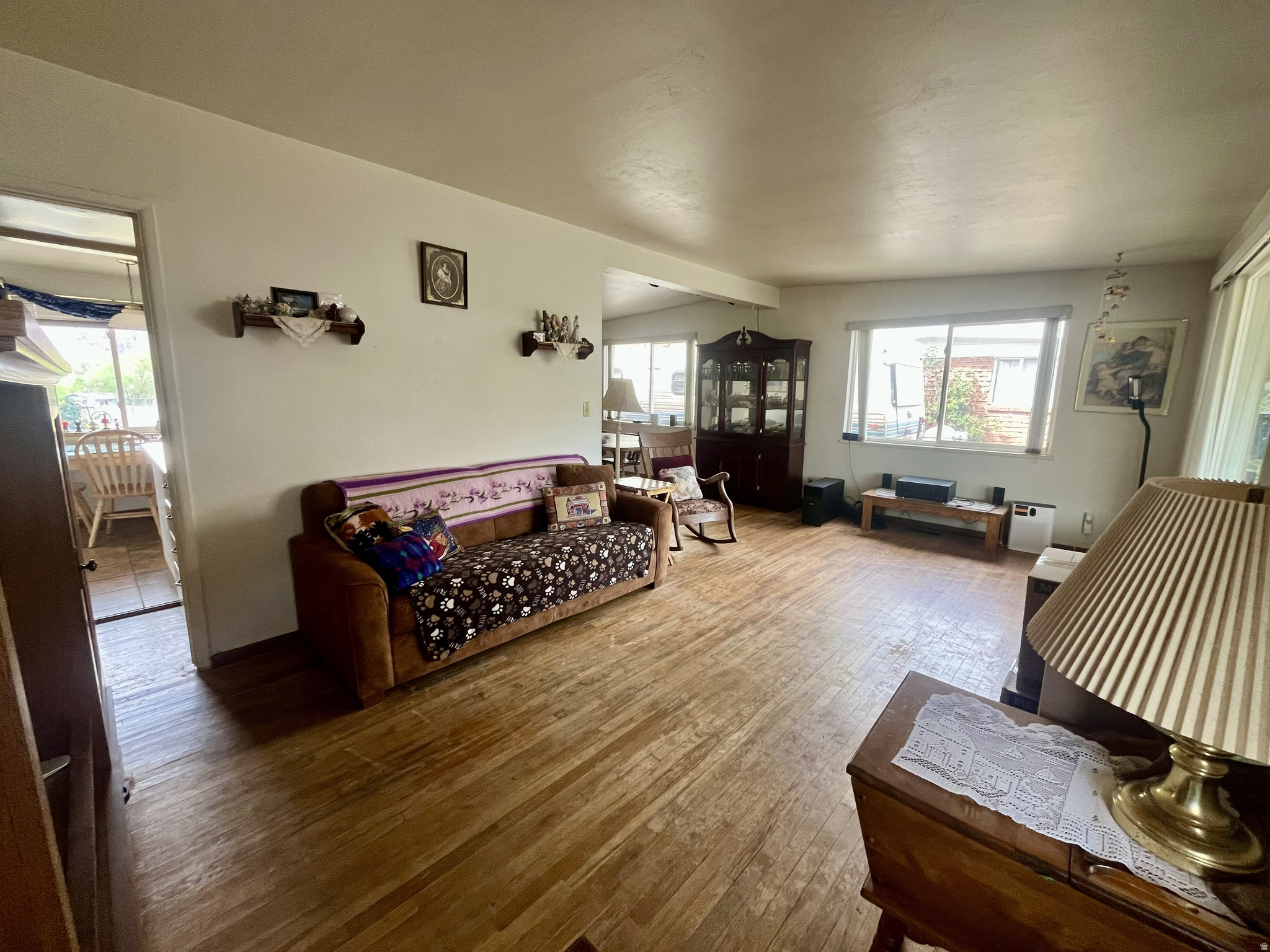 main property photo 6