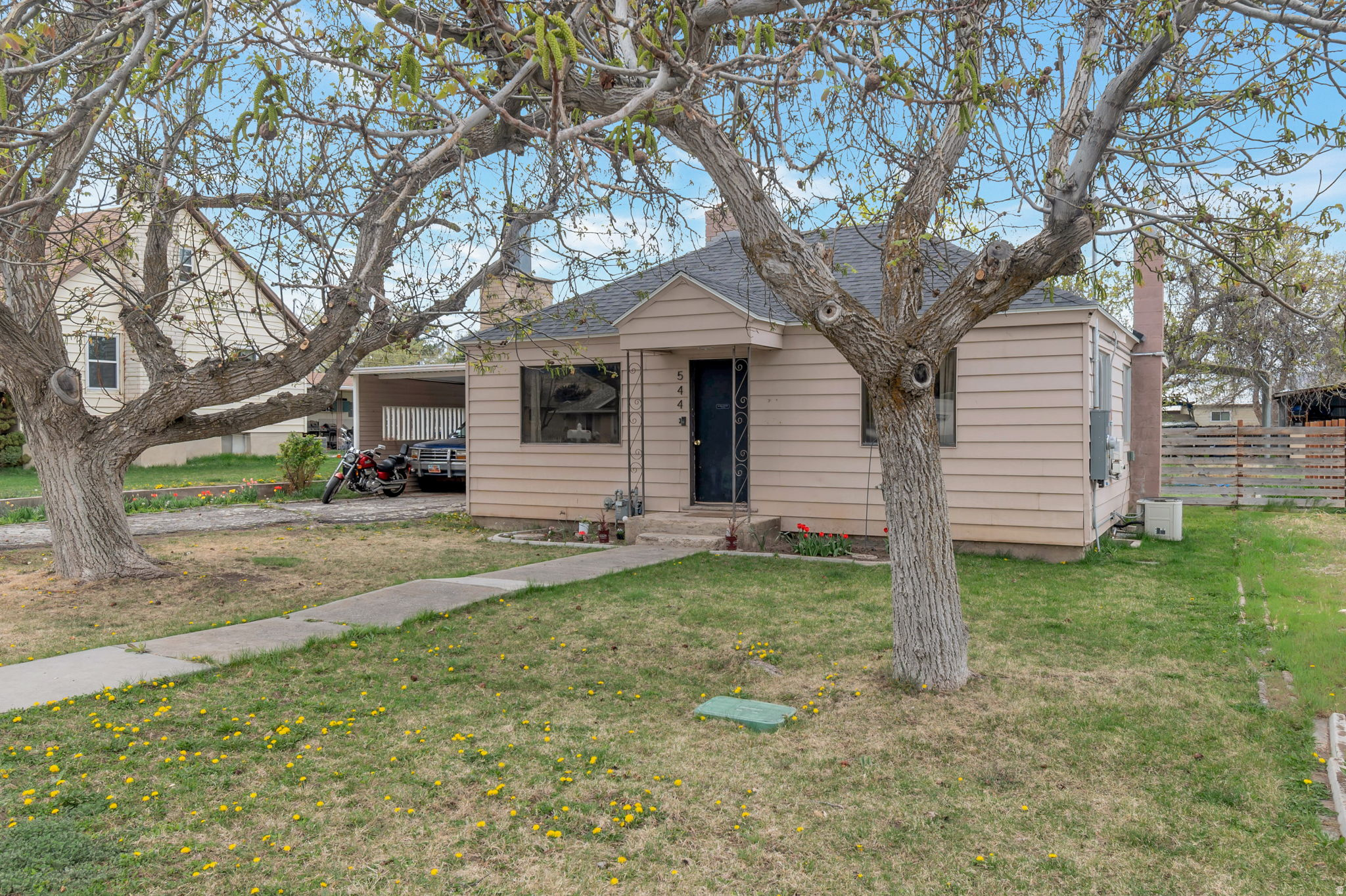 main property photo 2
