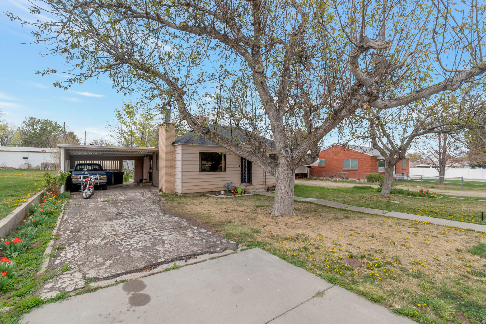 main property photo 24