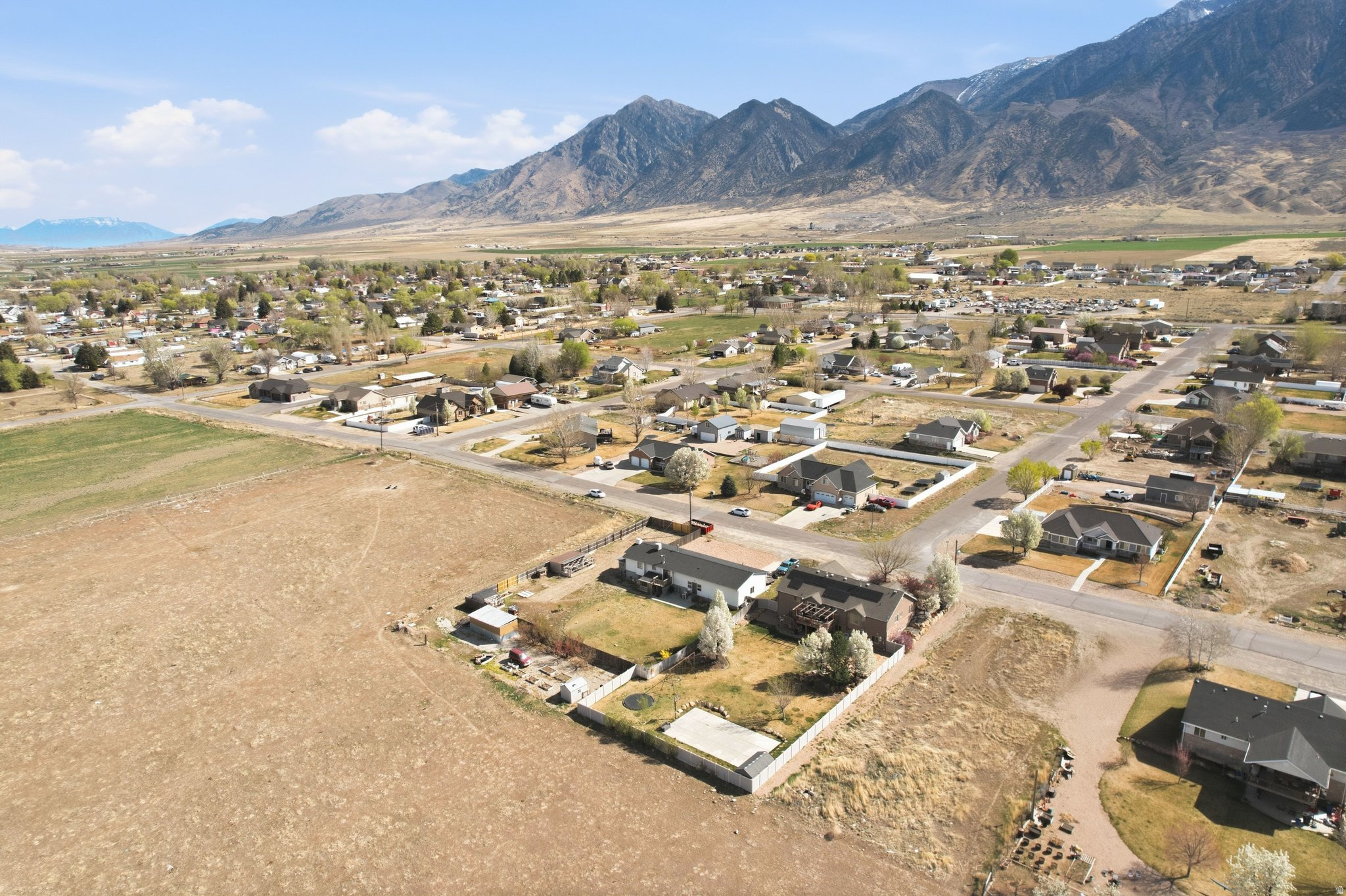 main property photo 38