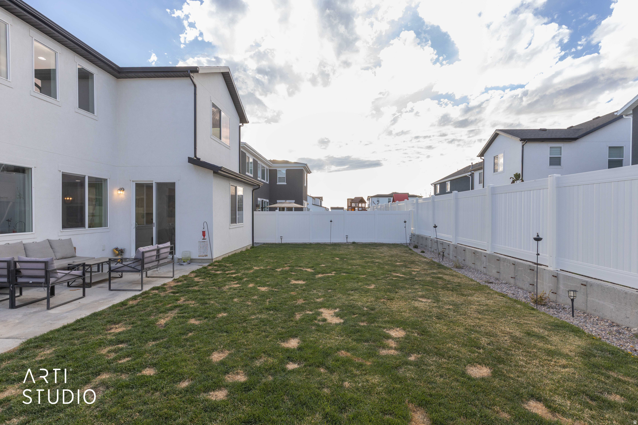 main property photo 33