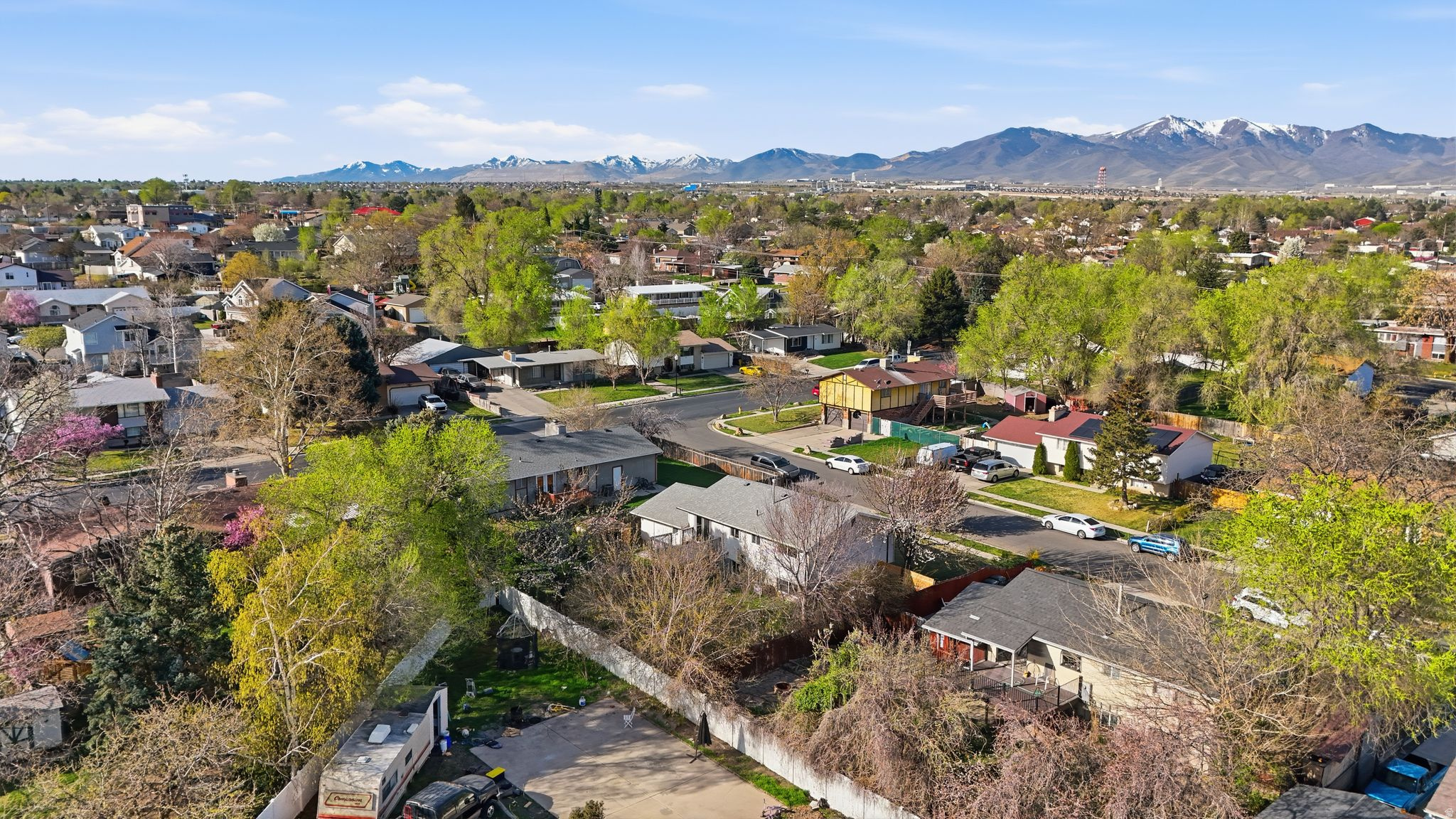 main property photo 25