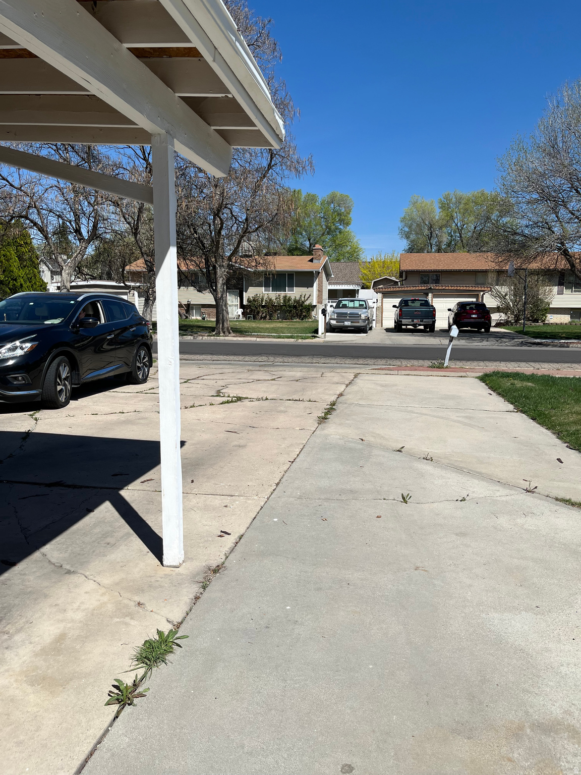 main property photo 32