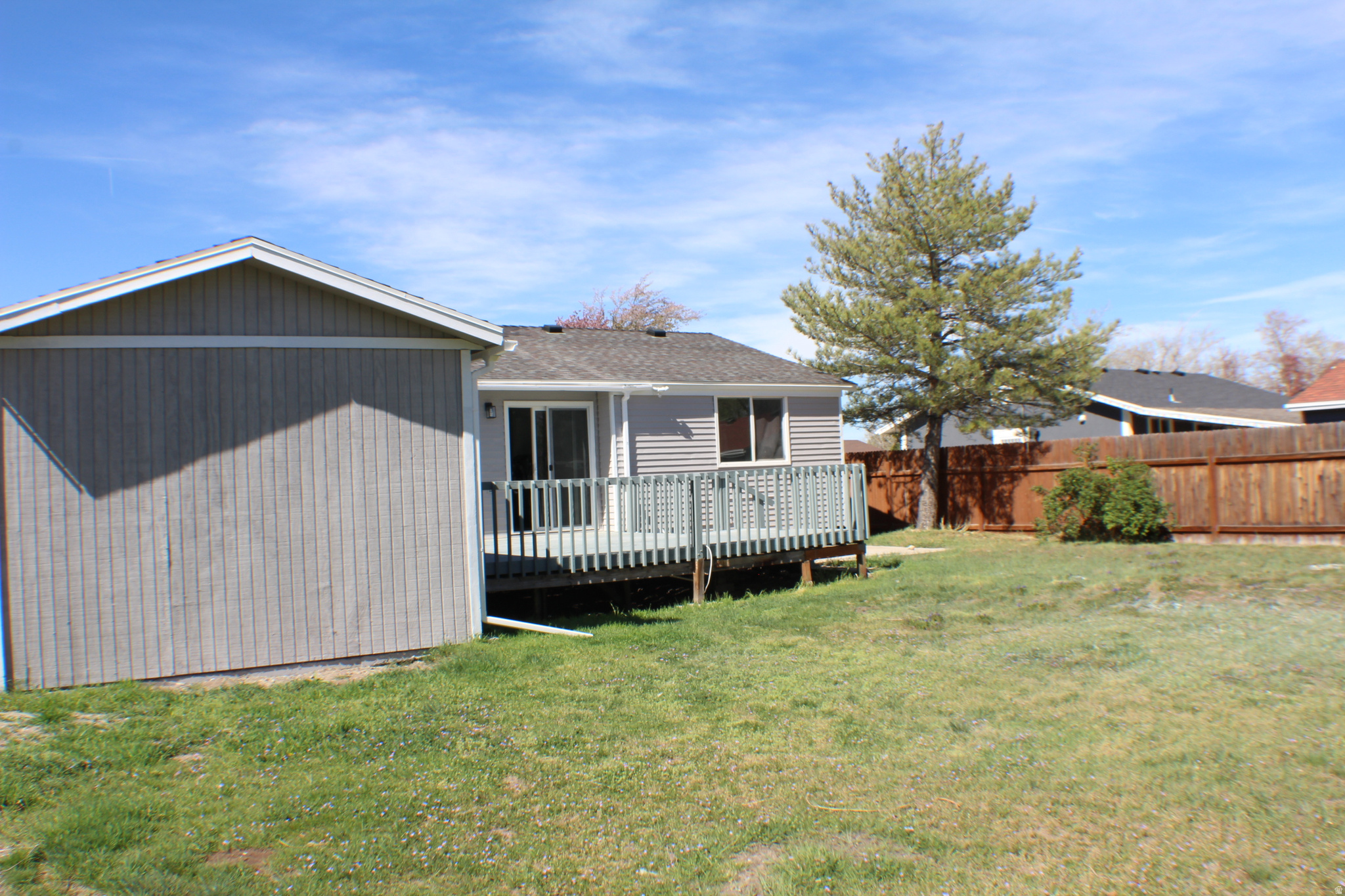 main property photo 35
