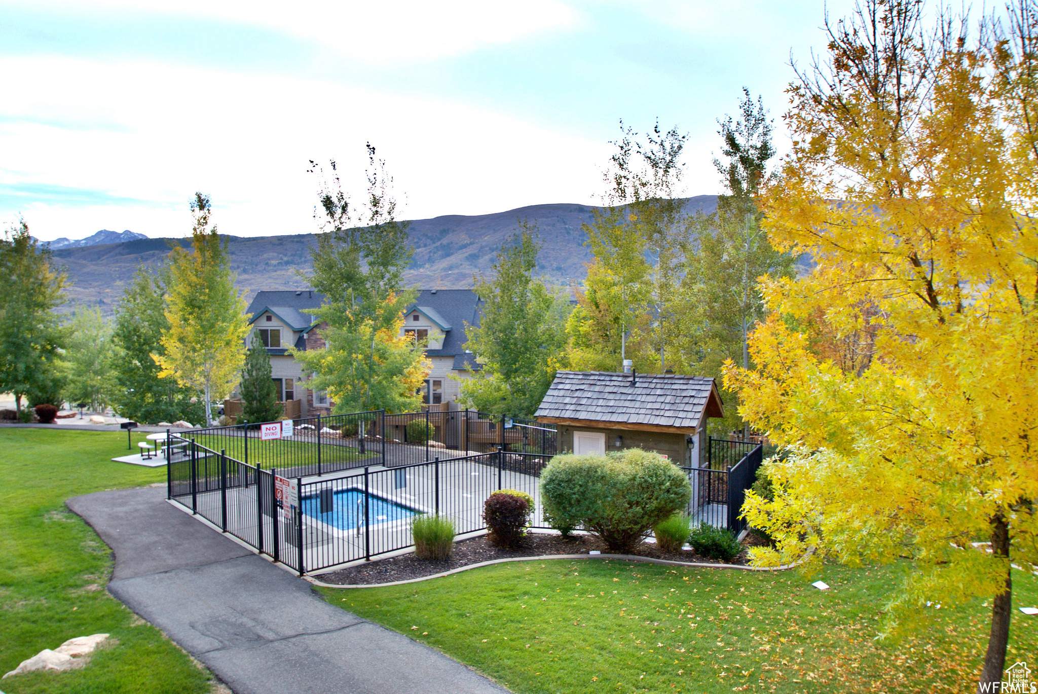 main property photo 34