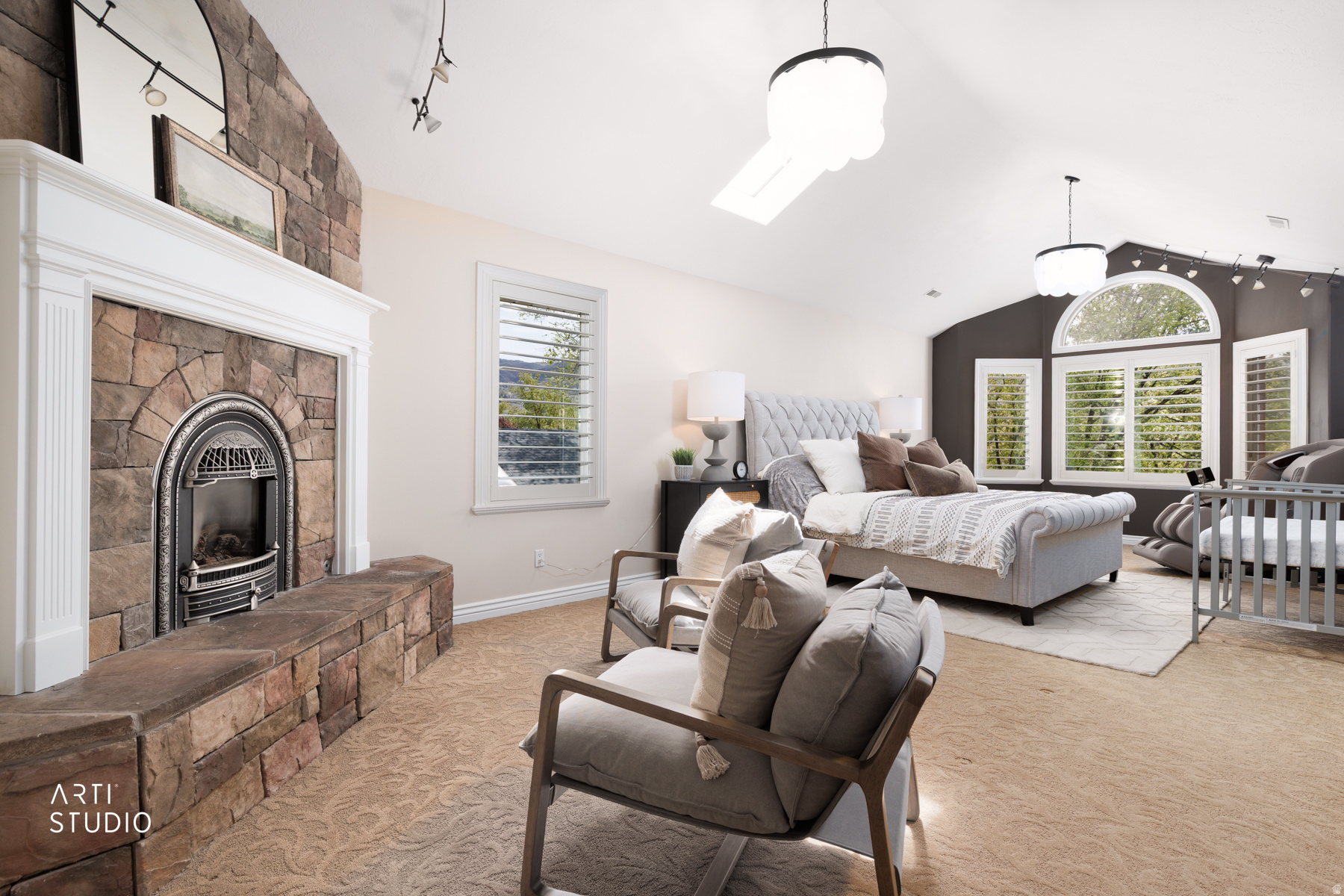 main property photo 28