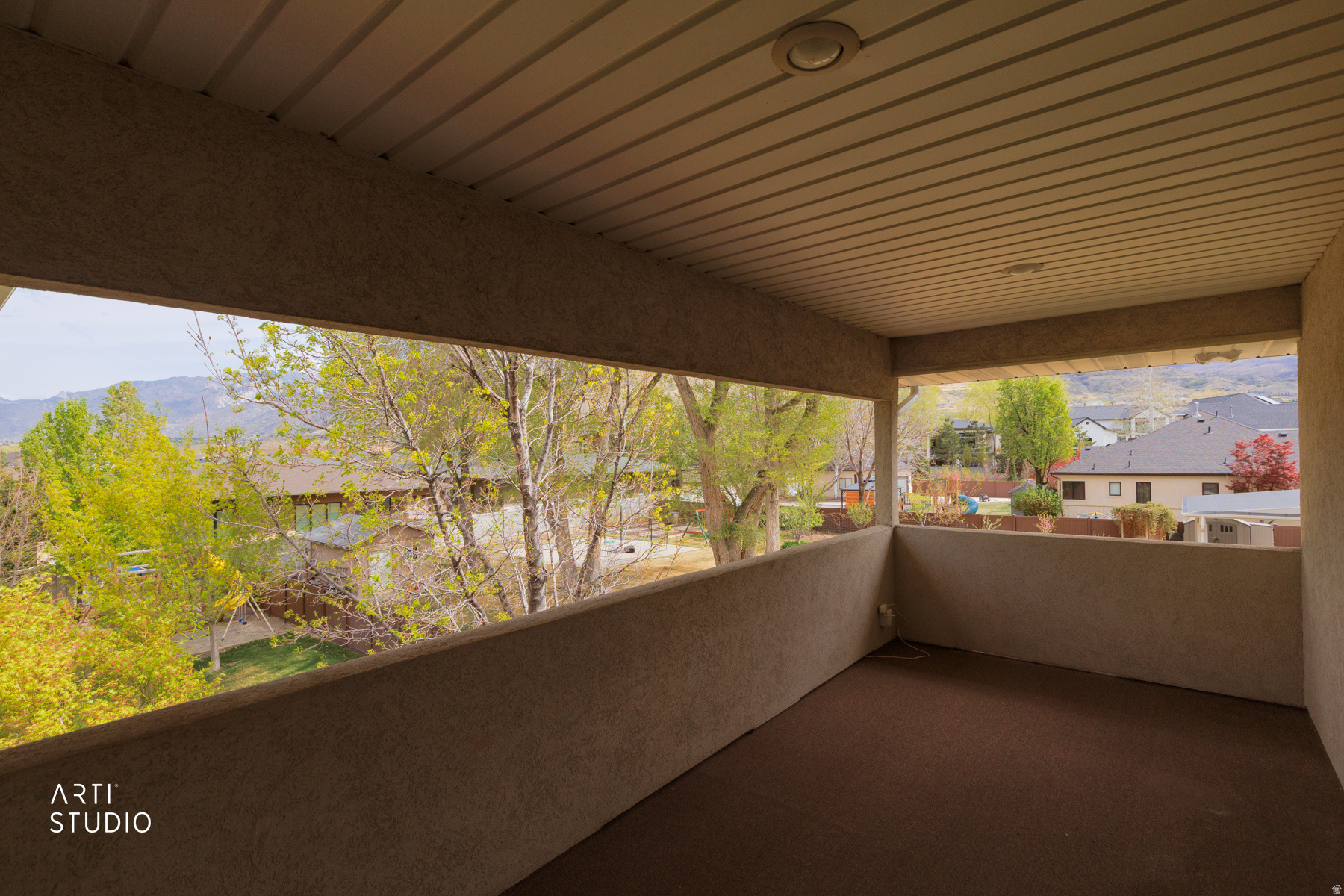 main property photo 34