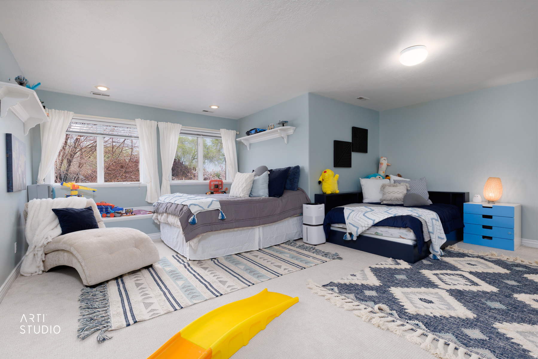 main property photo 41