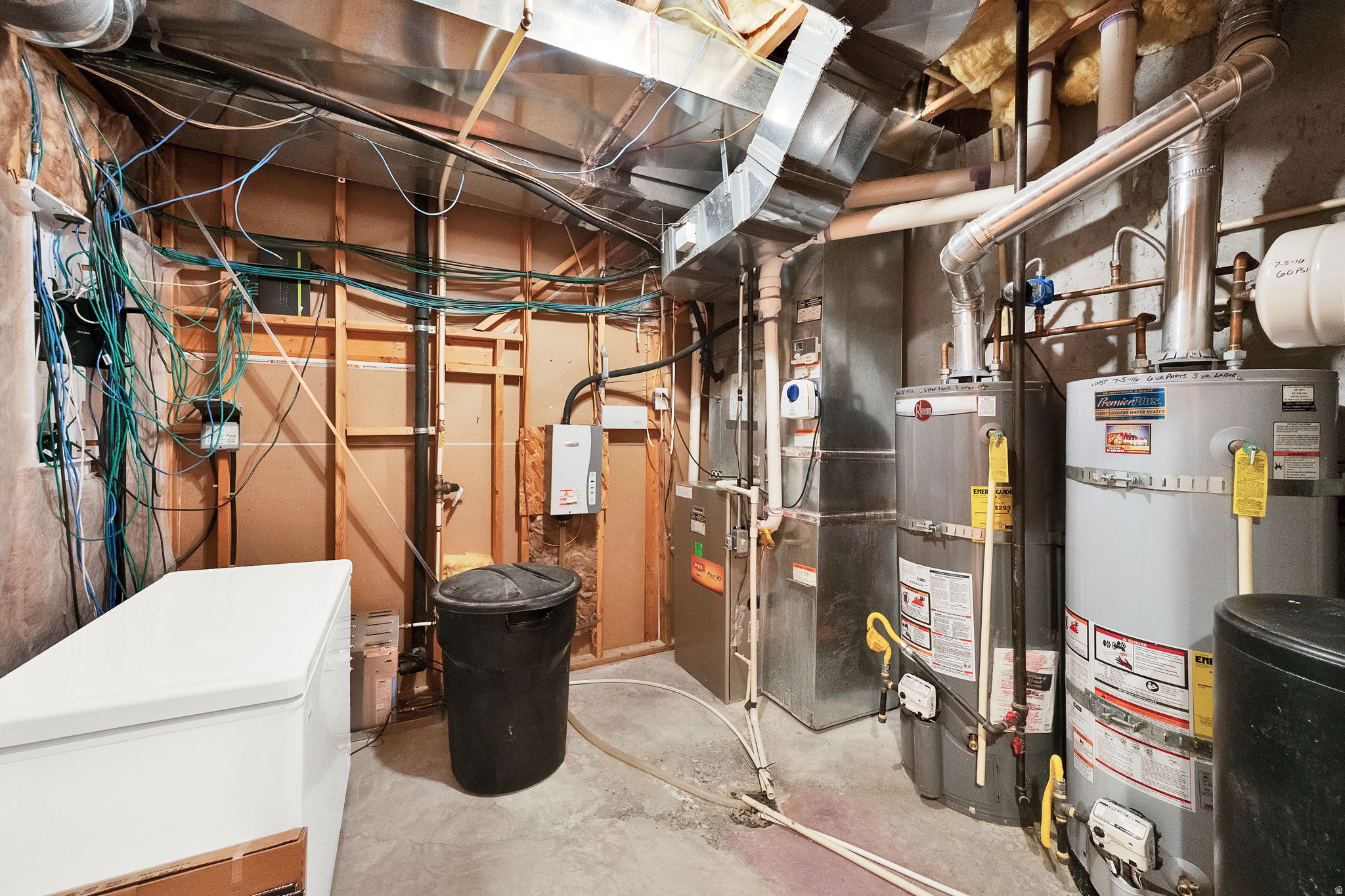 main property photo 32