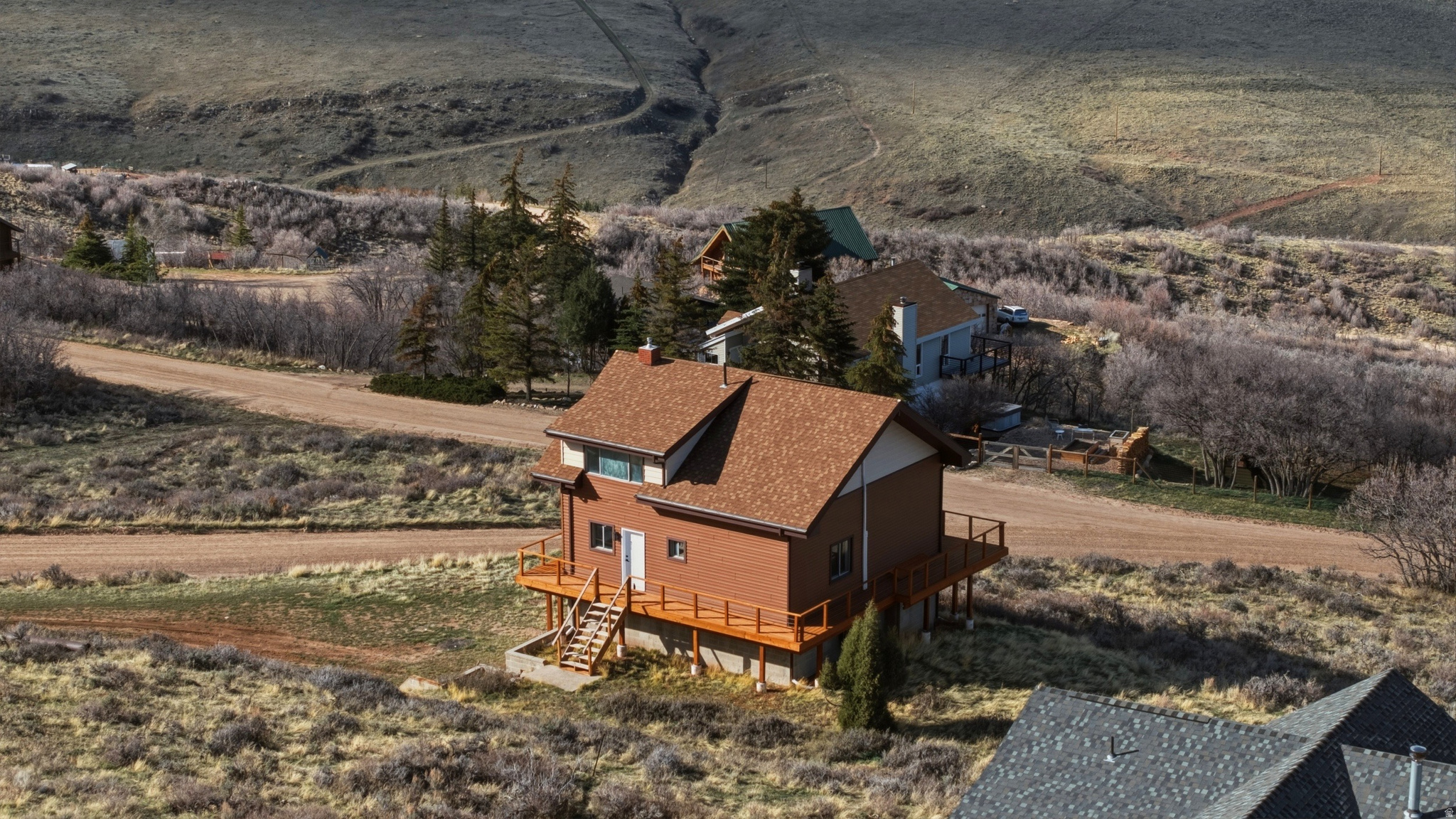 main property photo 40
