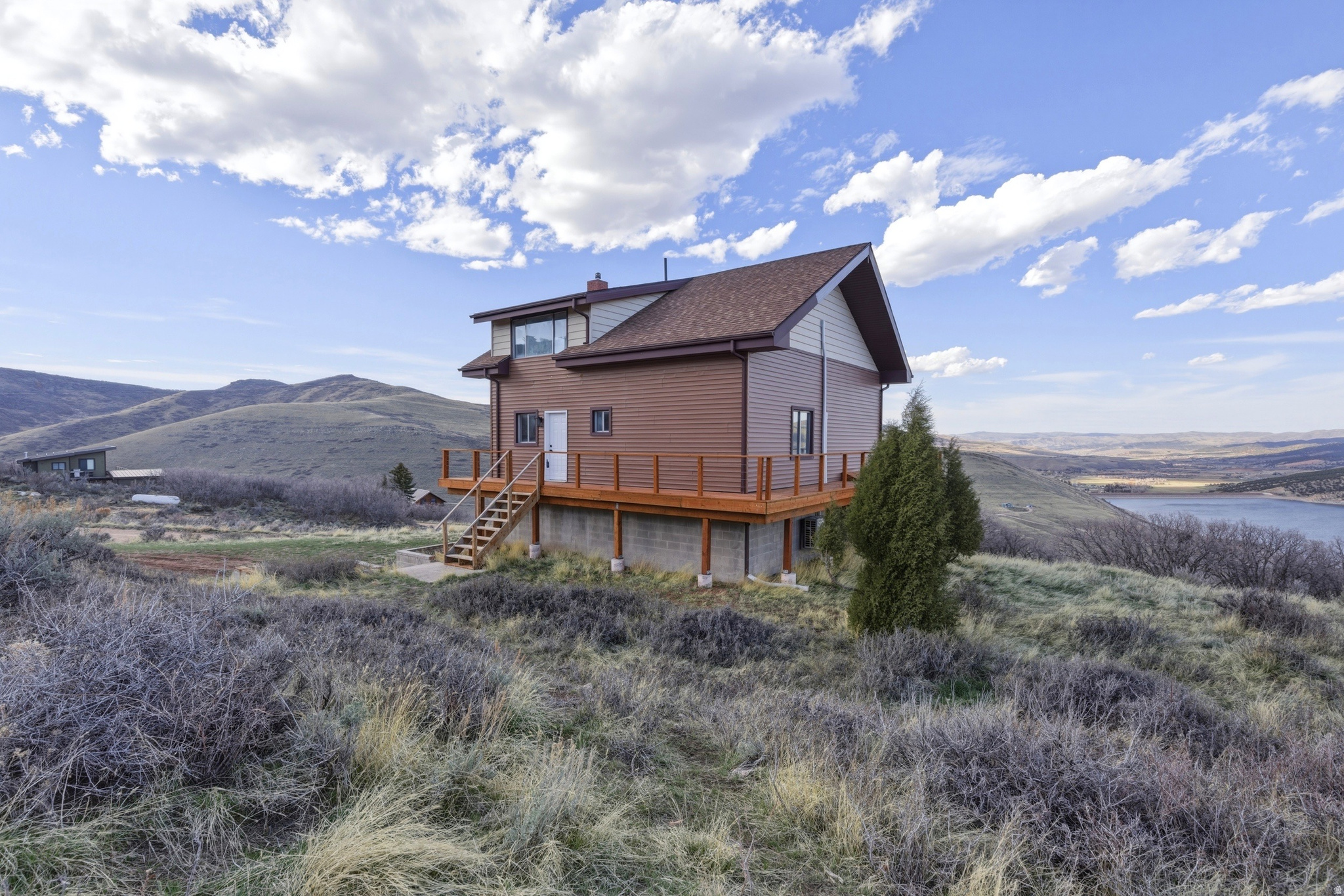 main property photo 44