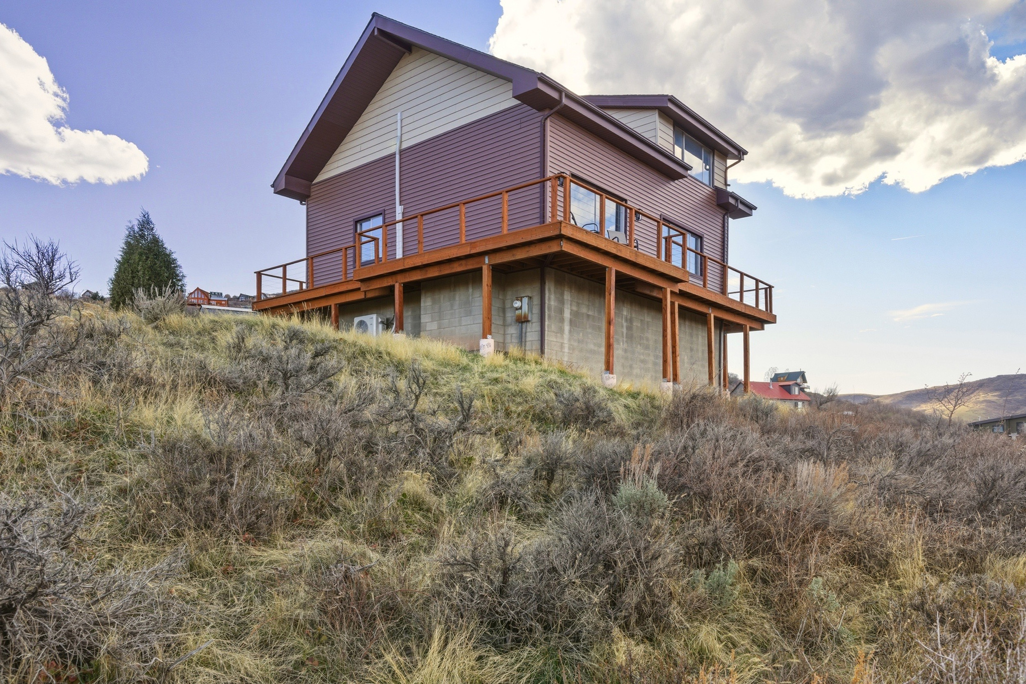 main property photo 45