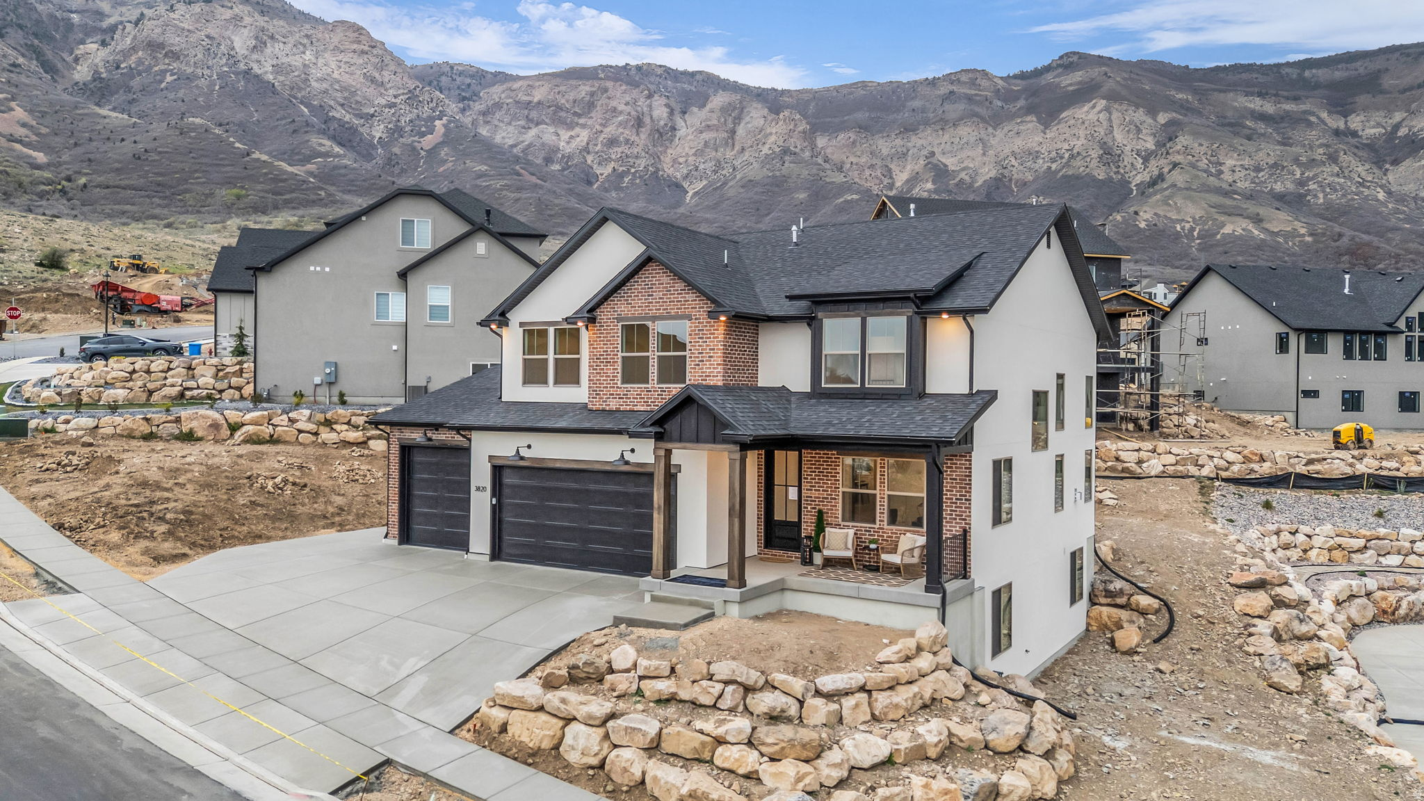 main property photo 3