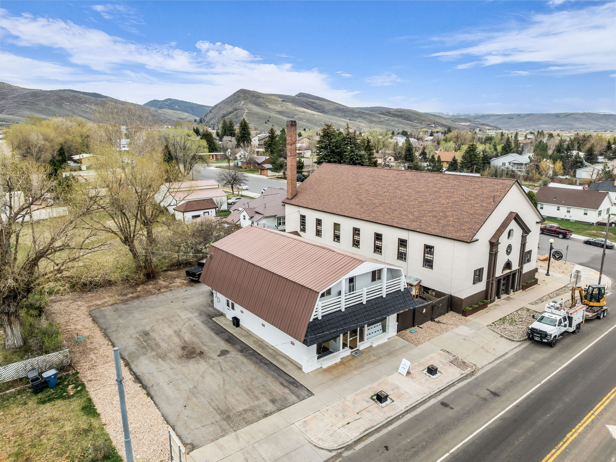 main property photo 22