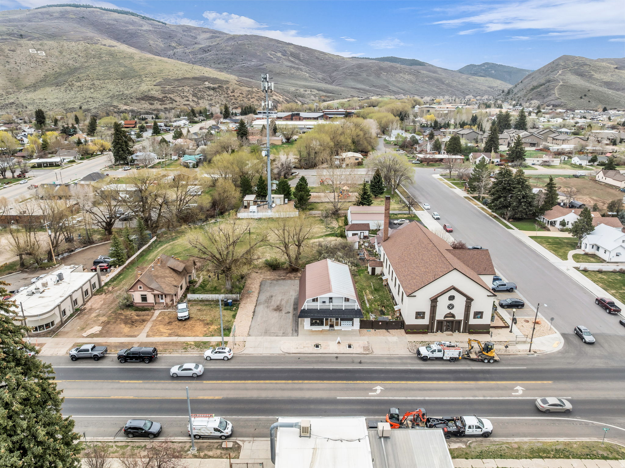 main property photo 24