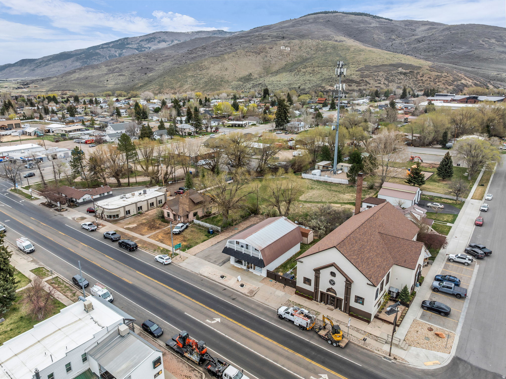 main property photo 25