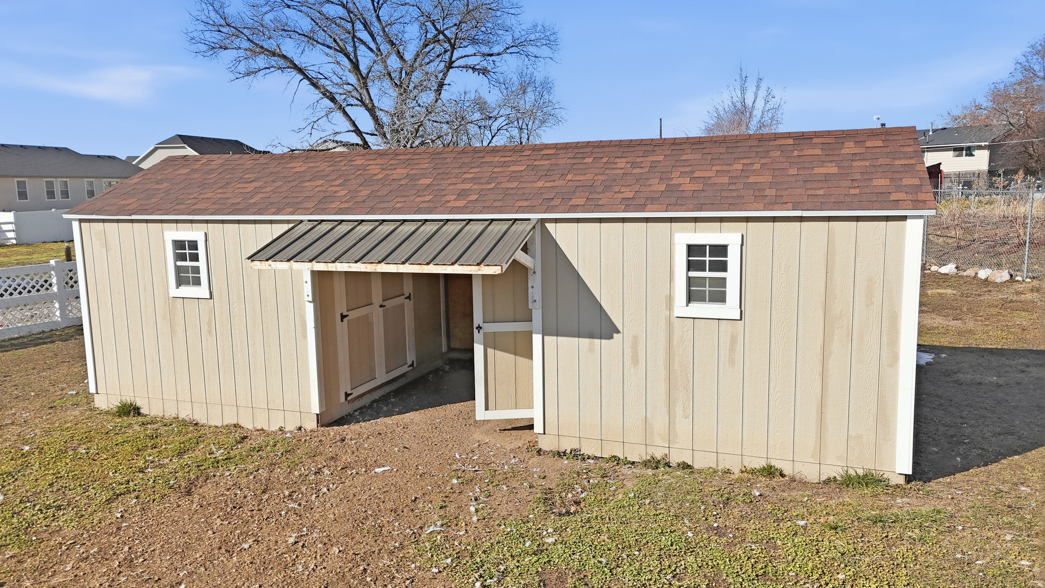 main property photo 23