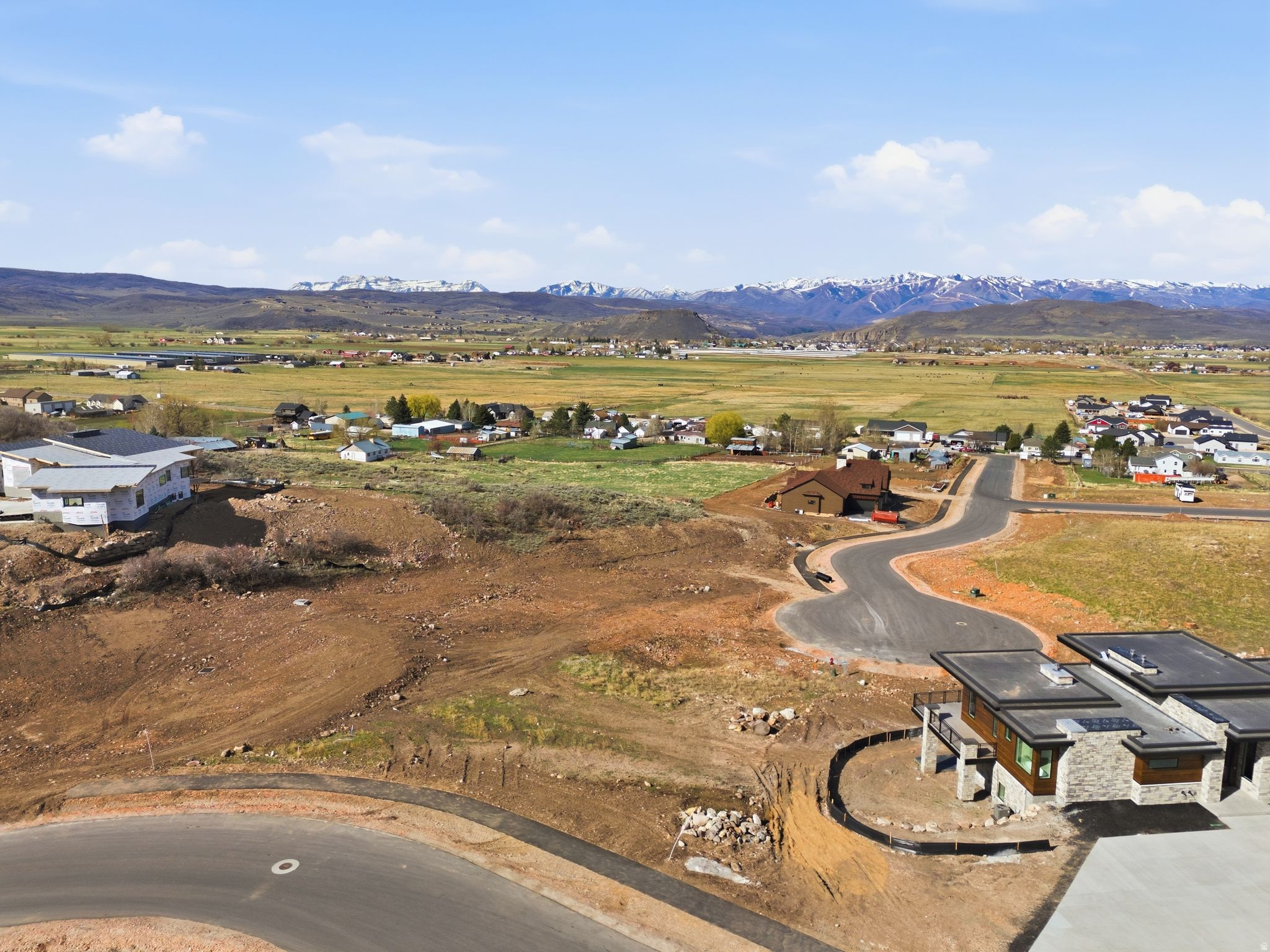 main property photo 3