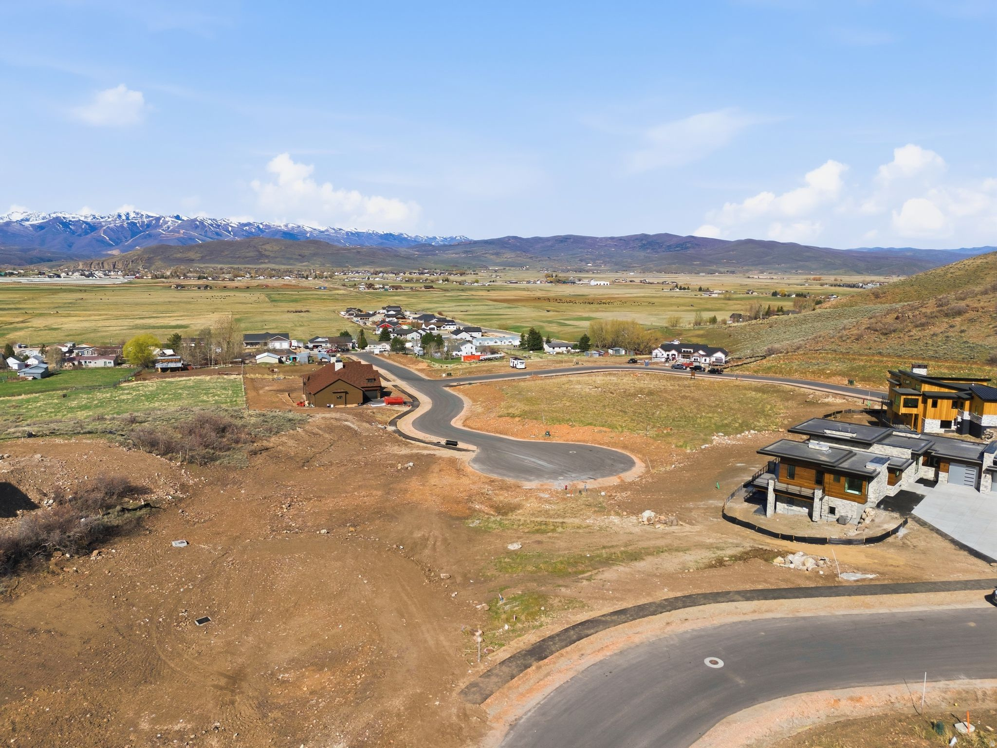main property photo 4