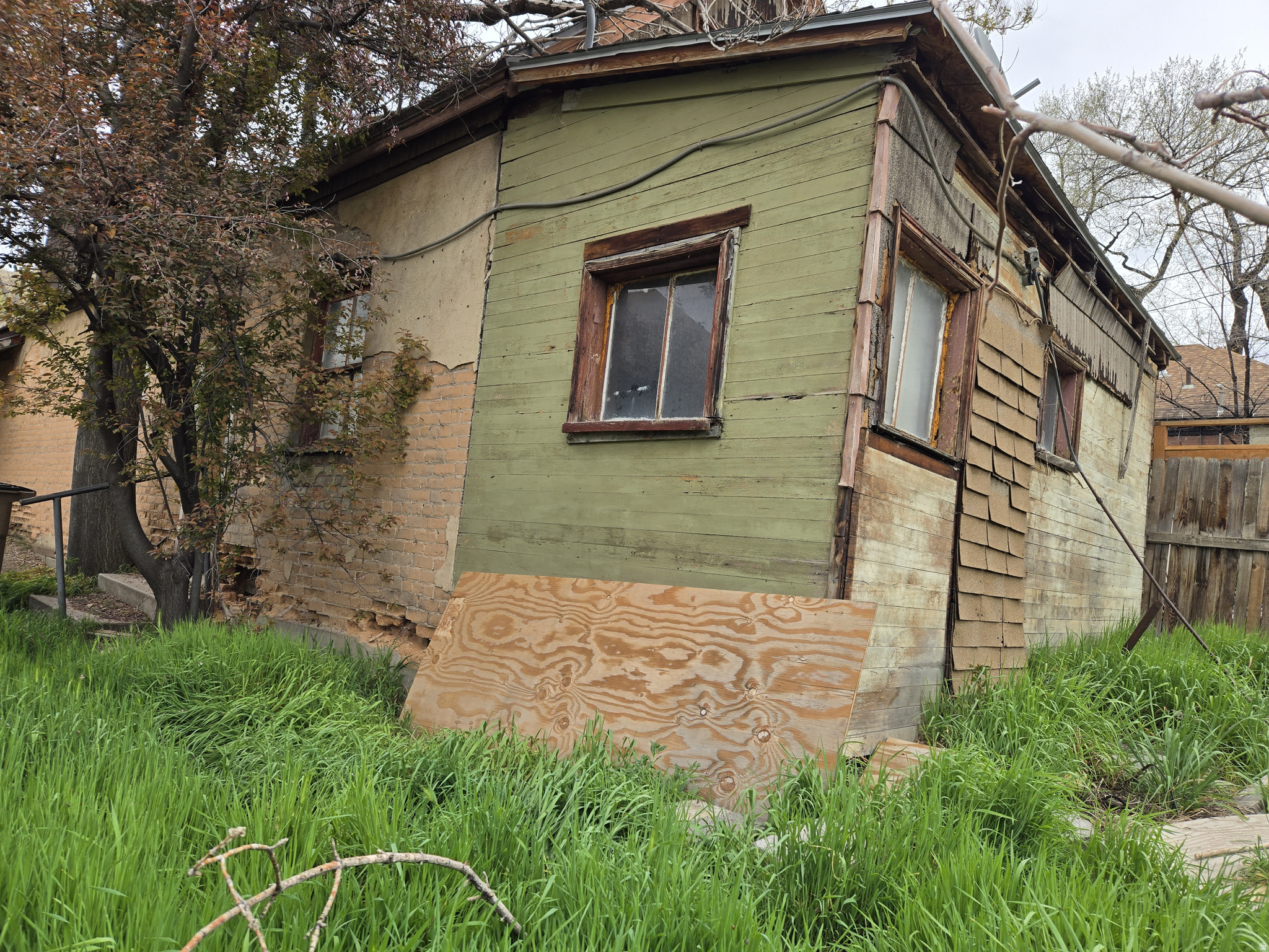 main property photo 2