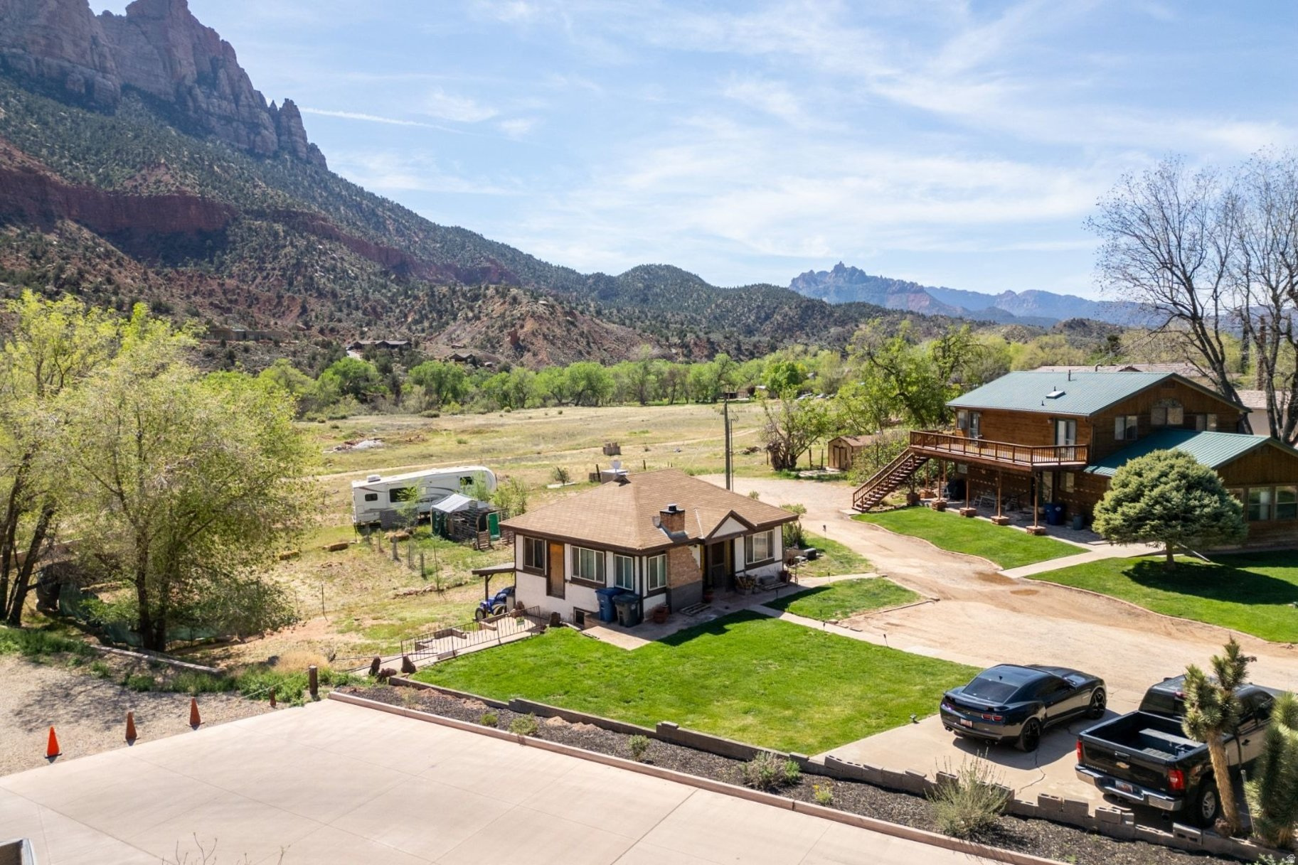 main property photo 1