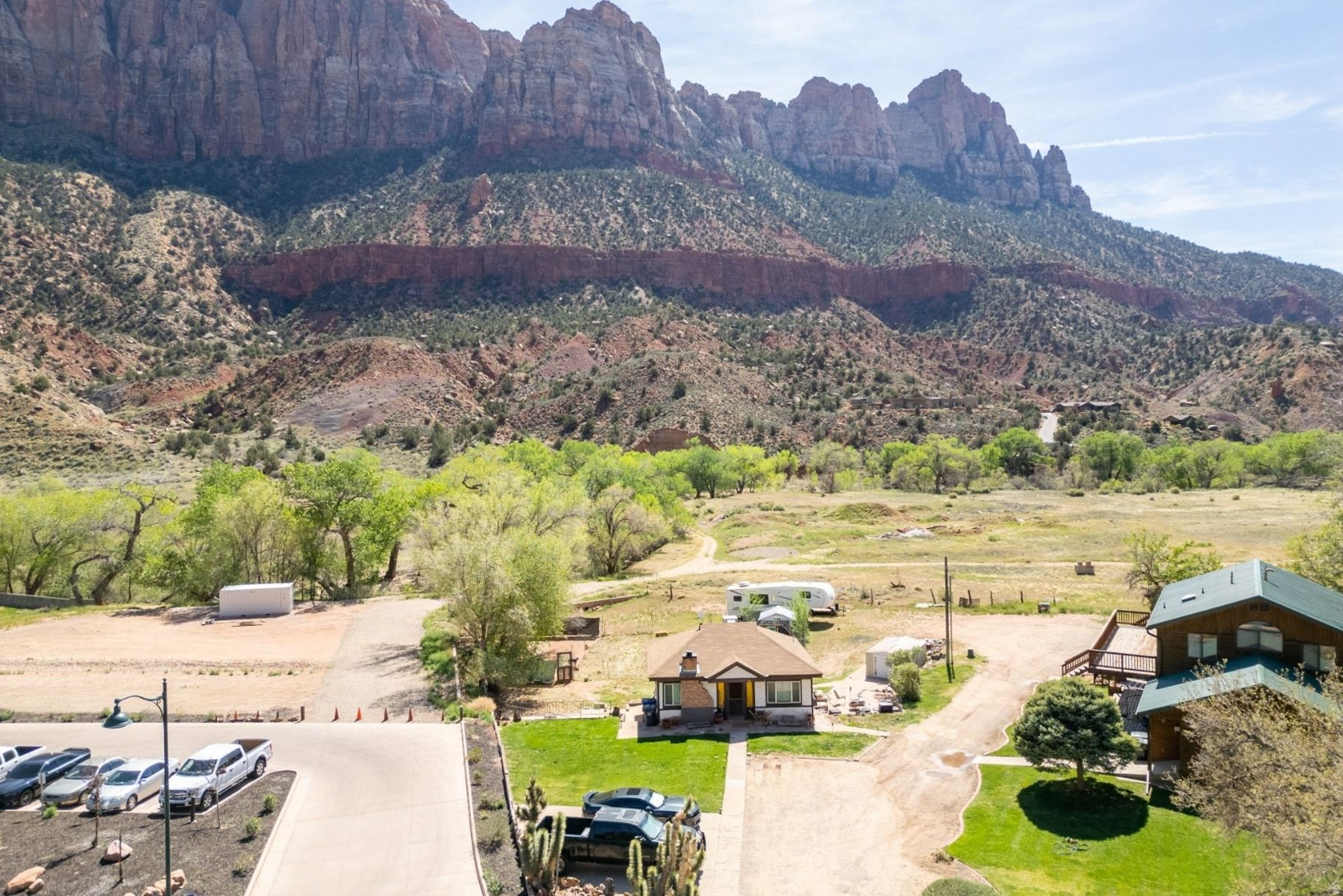 main property photo 12