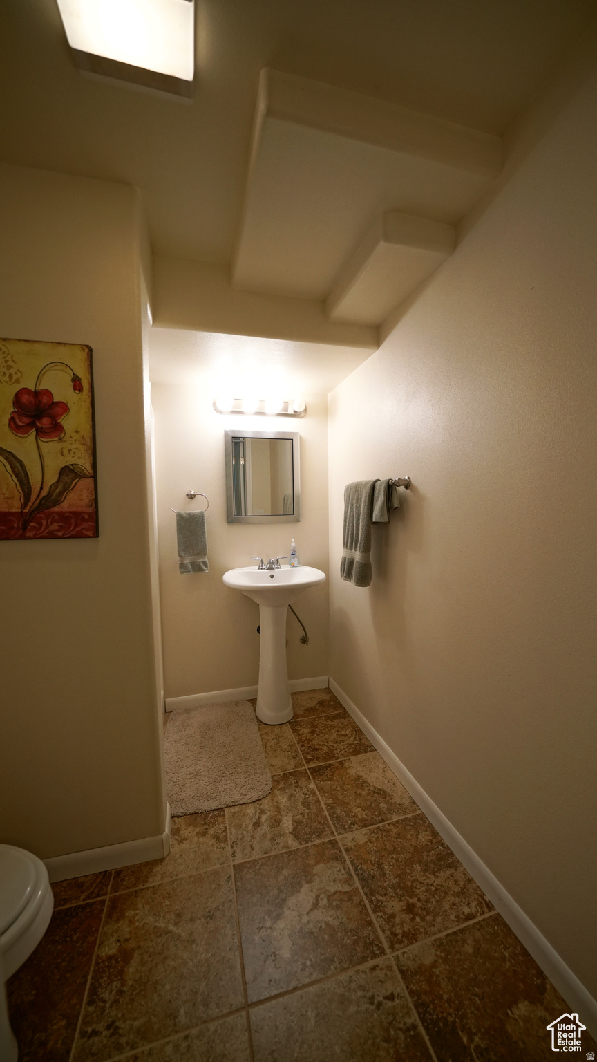 main property photo 36