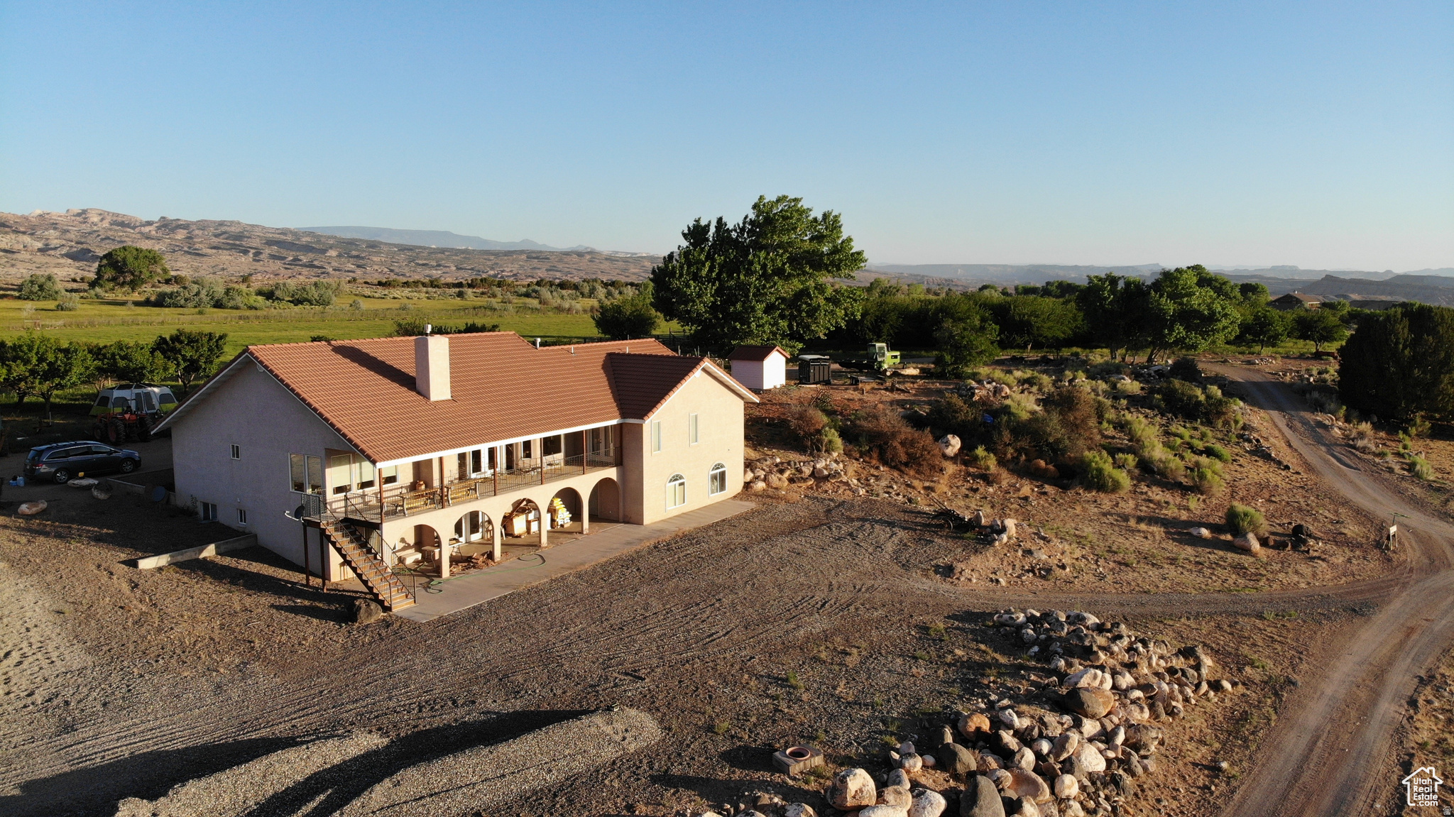 main property photo 0
