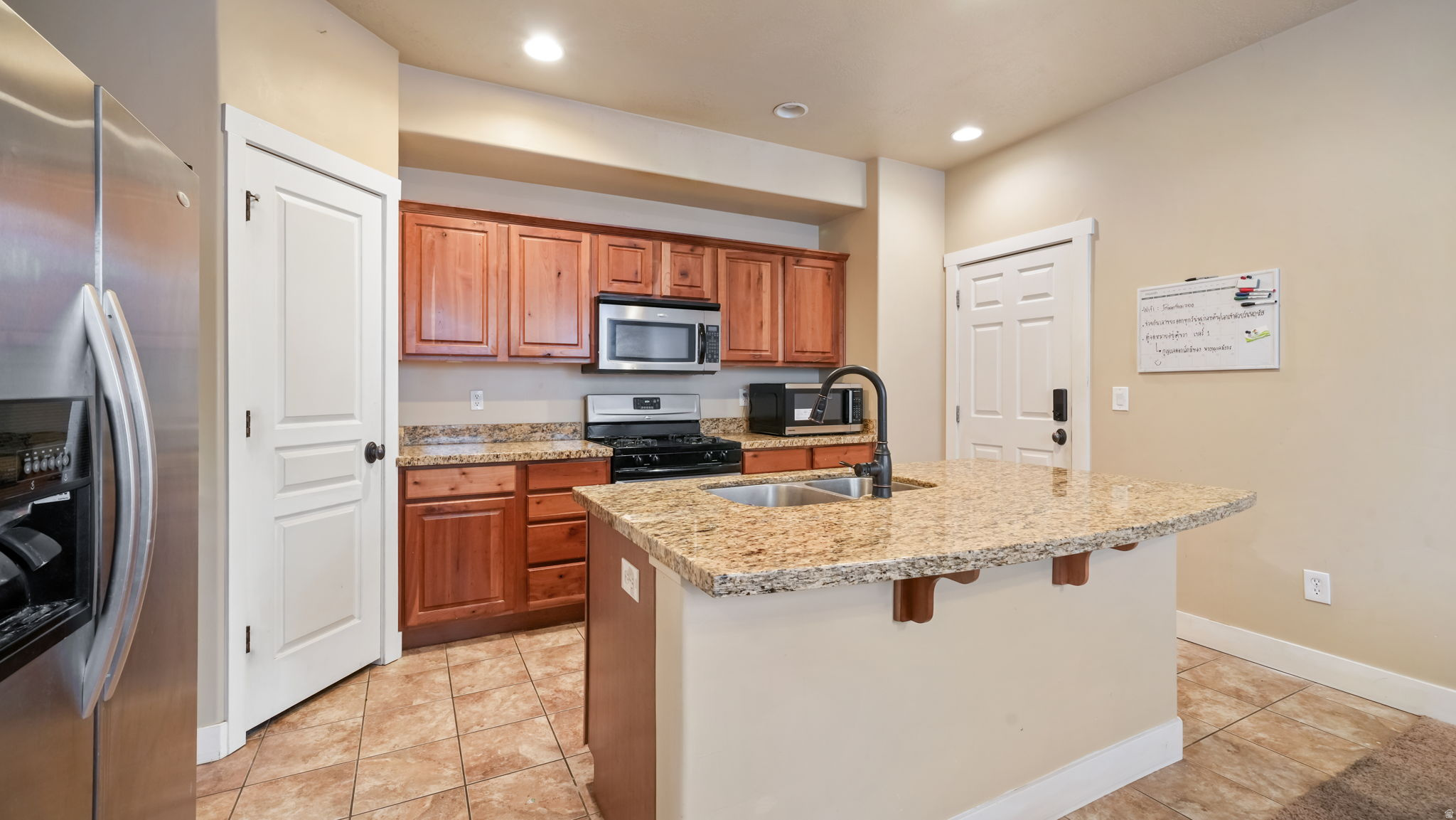 main property photo 13