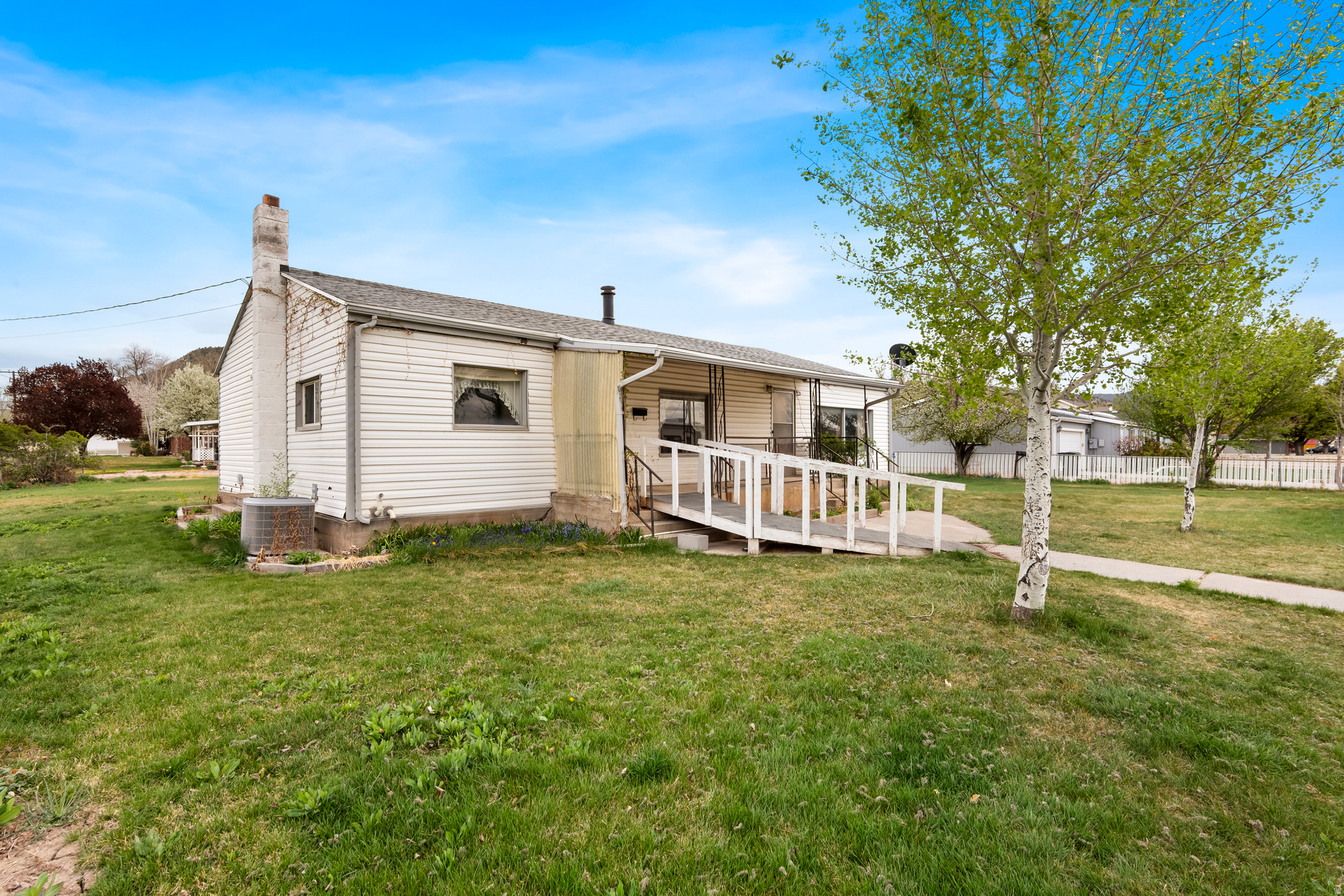 main property photo 7