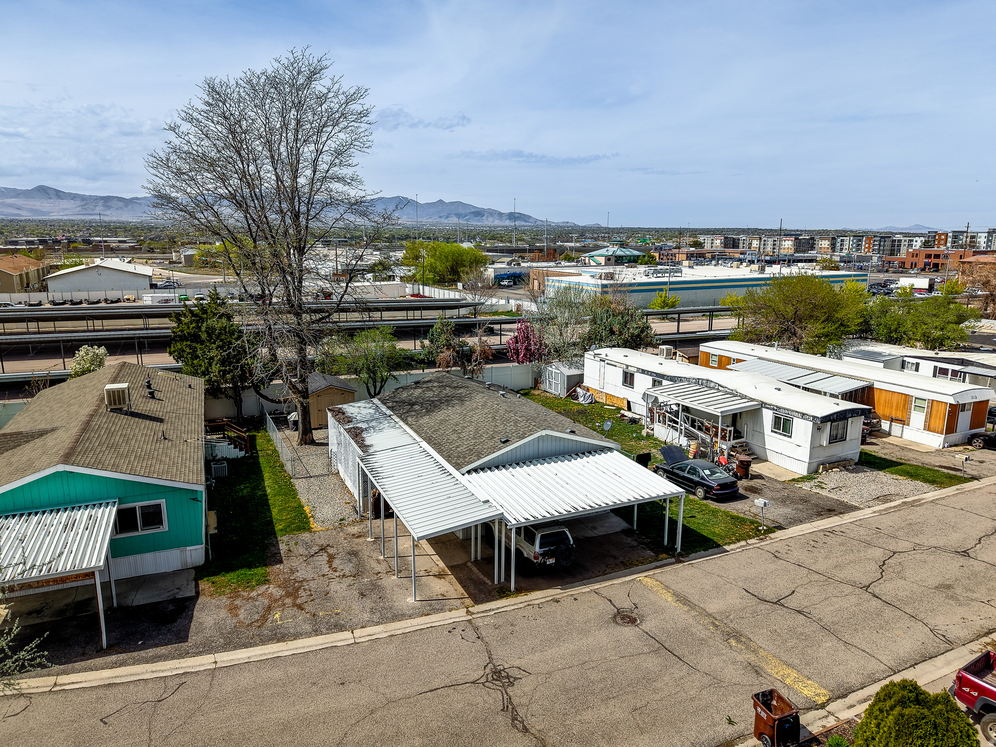 main property photo 30