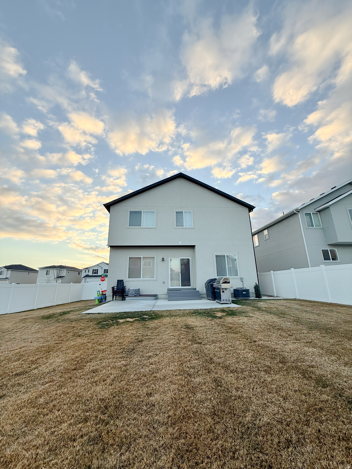 main property photo 50