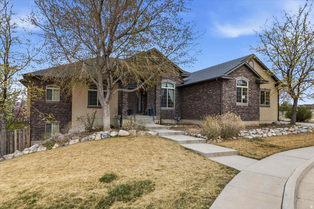 main property photo 57