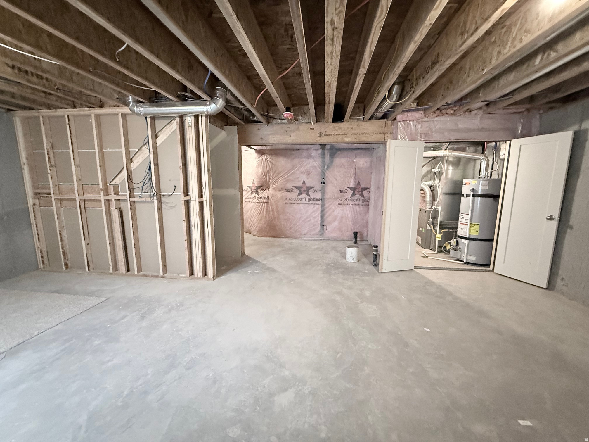 main property photo 40