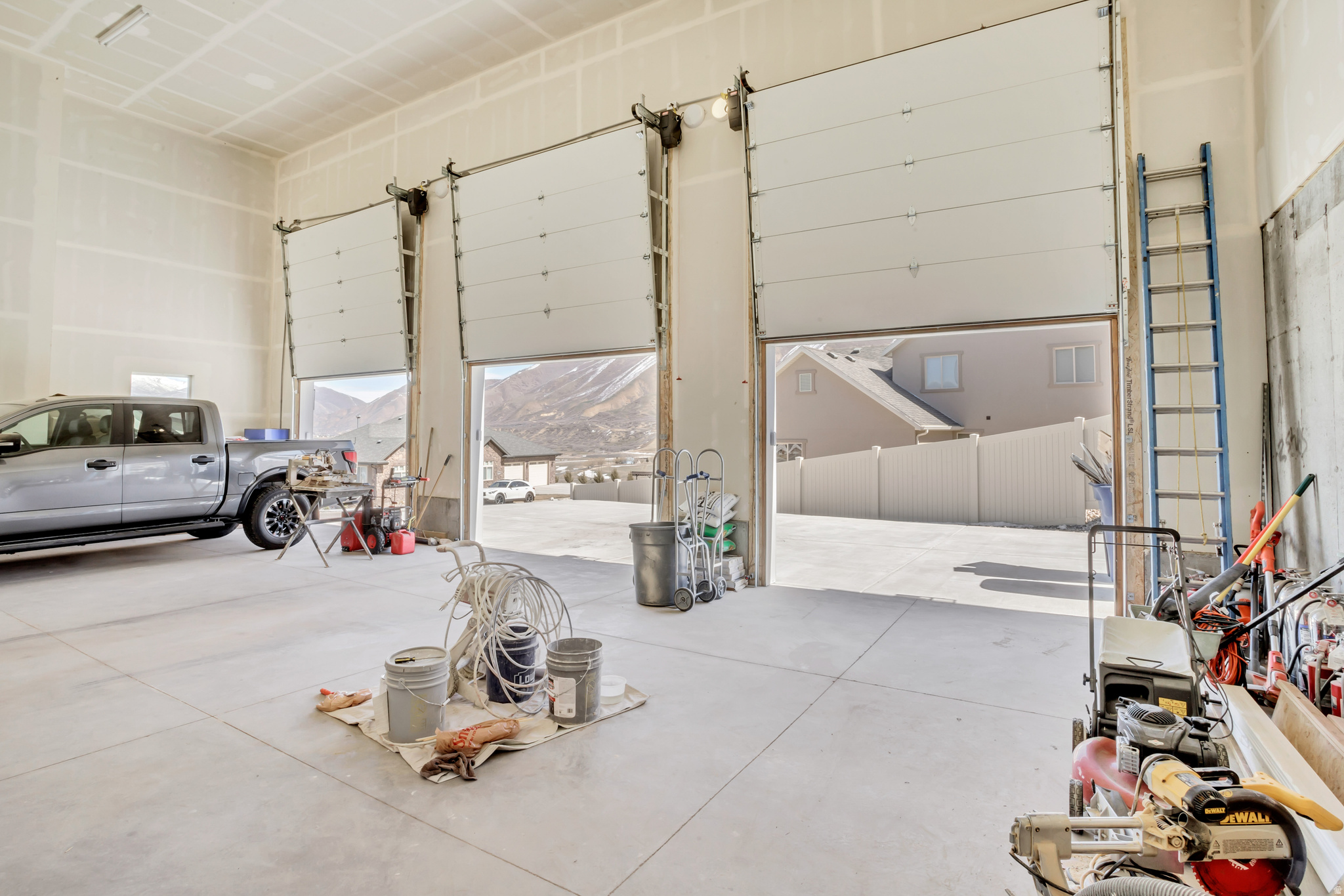 main property photo 53