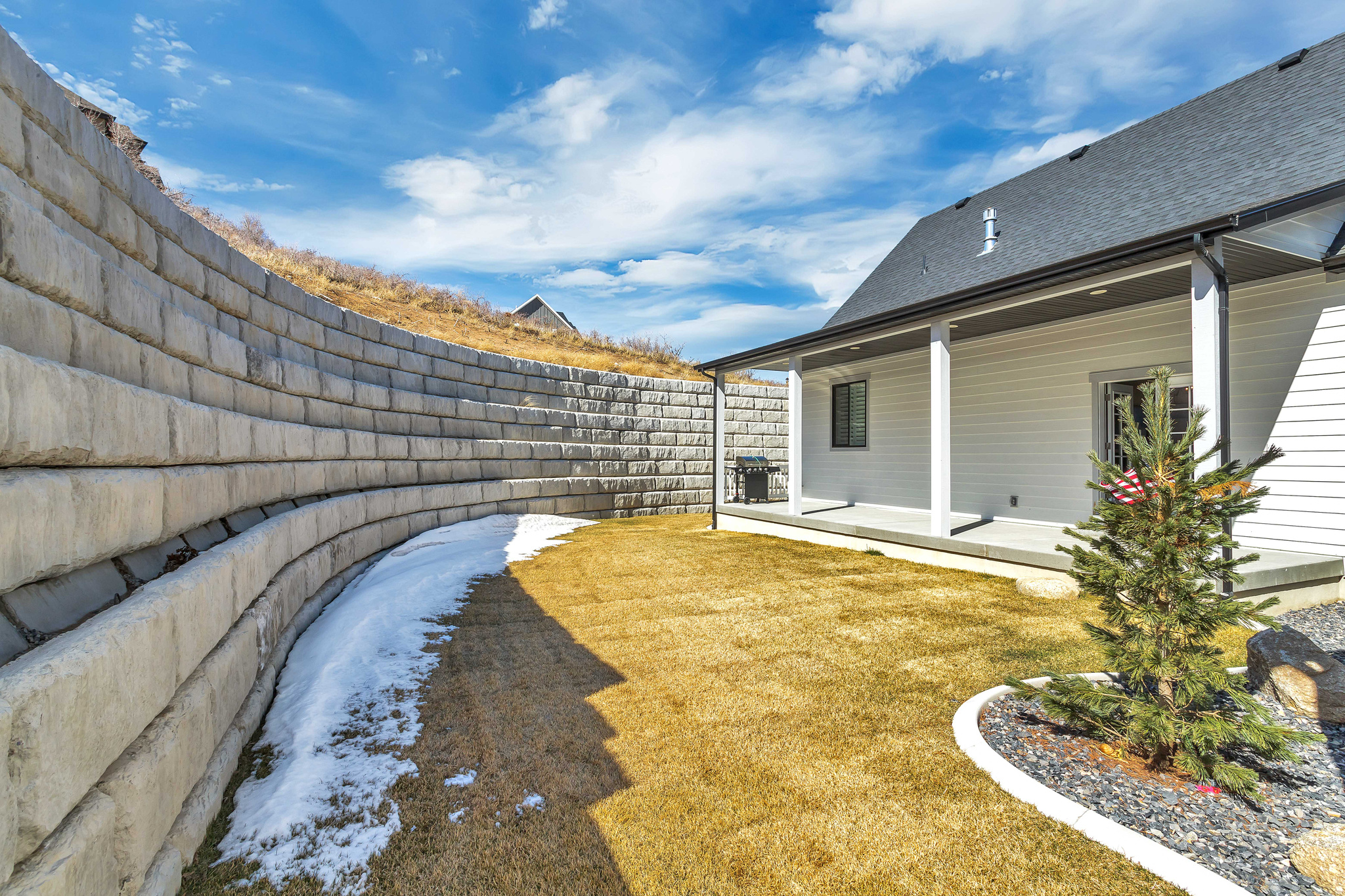 main property photo 60