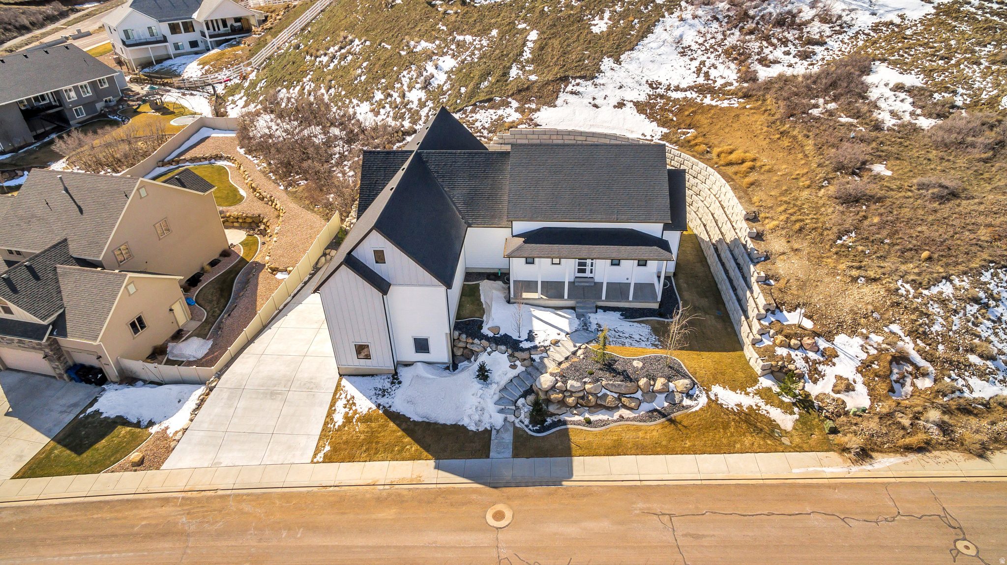 main property photo 64