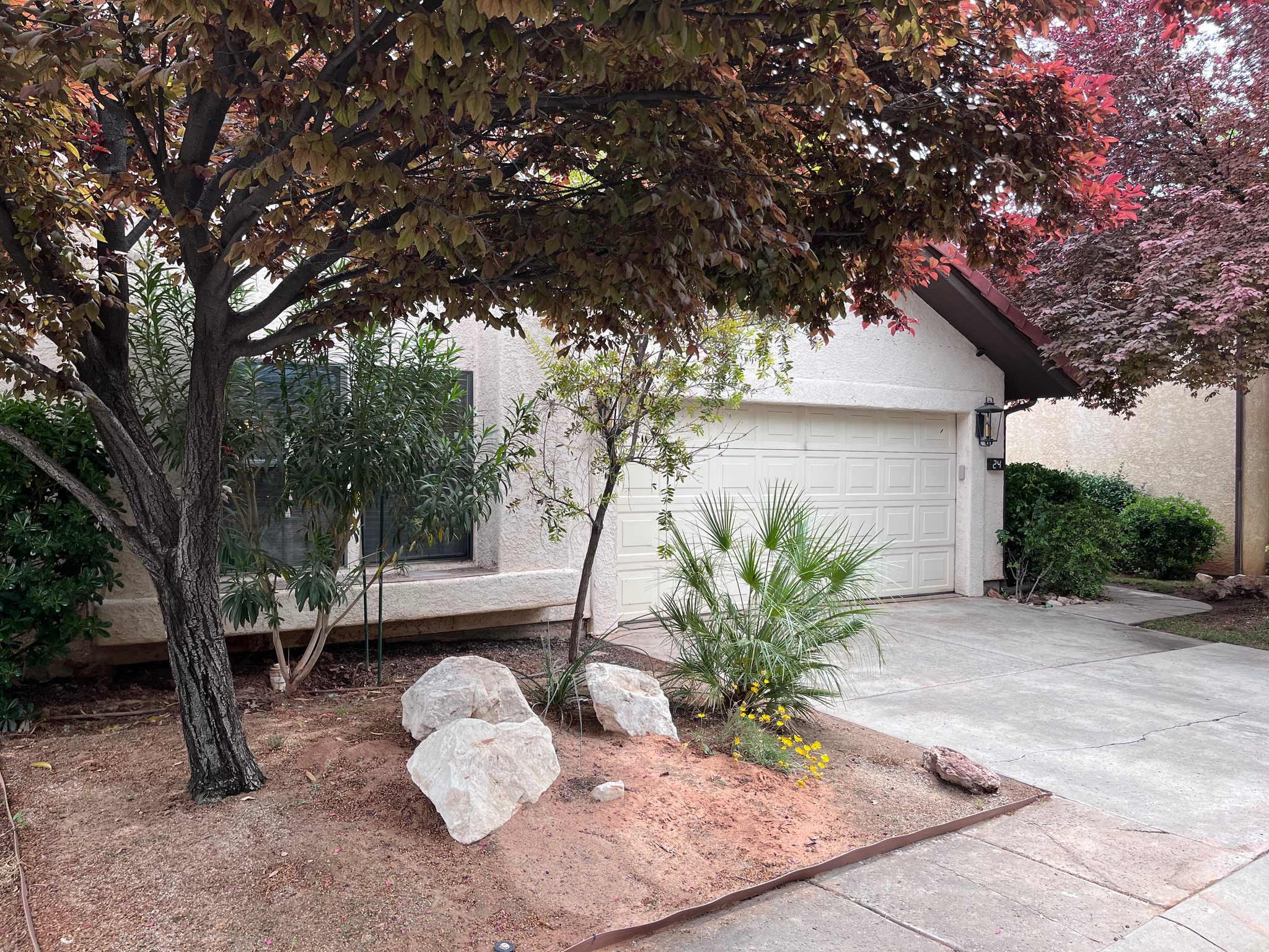 main property photo 50