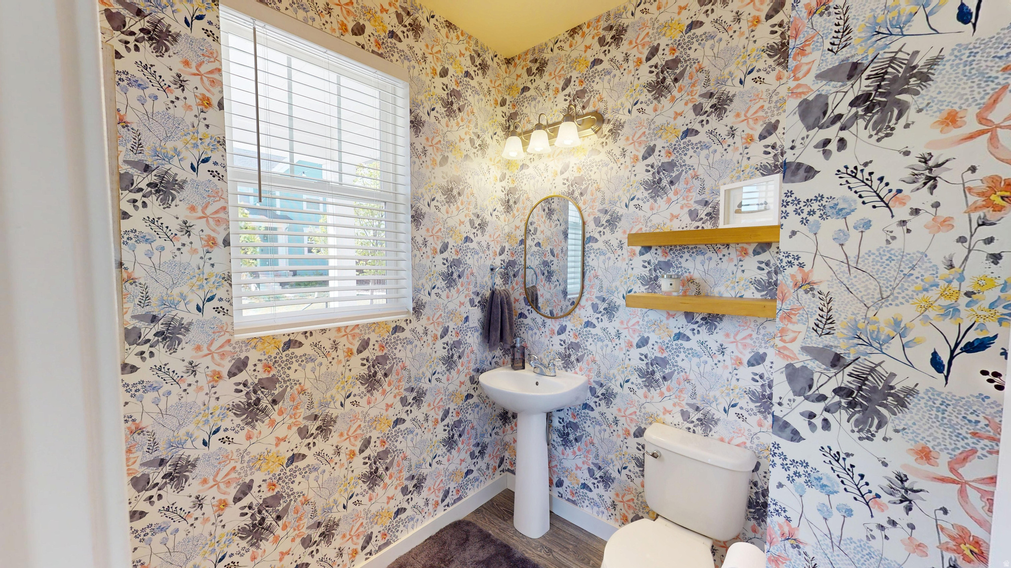main property photo 11