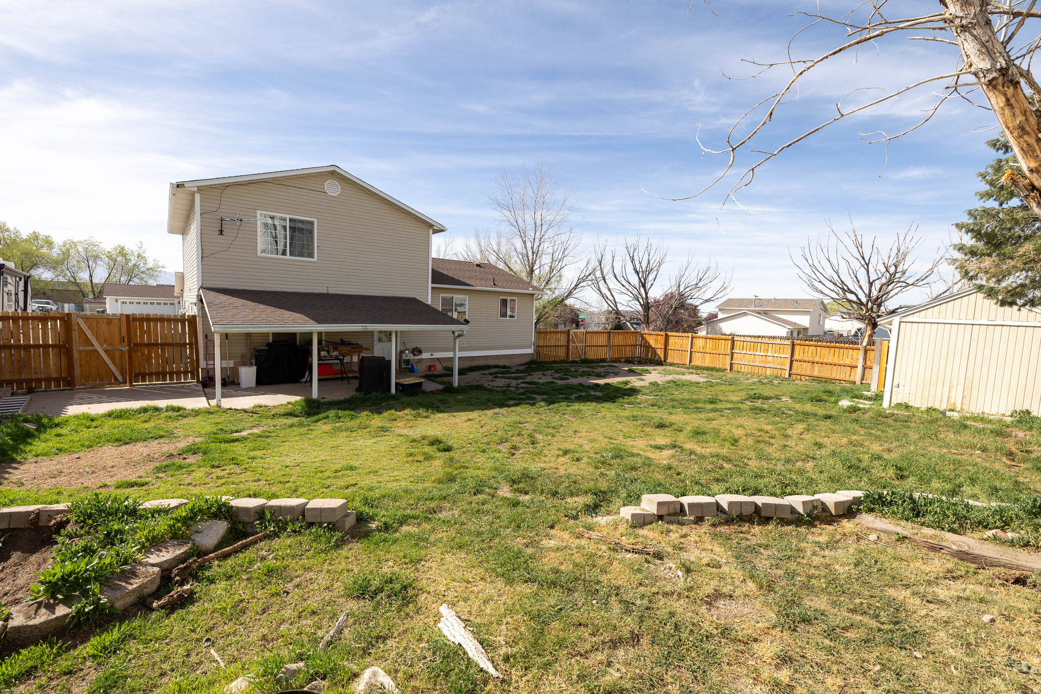 main property photo 19