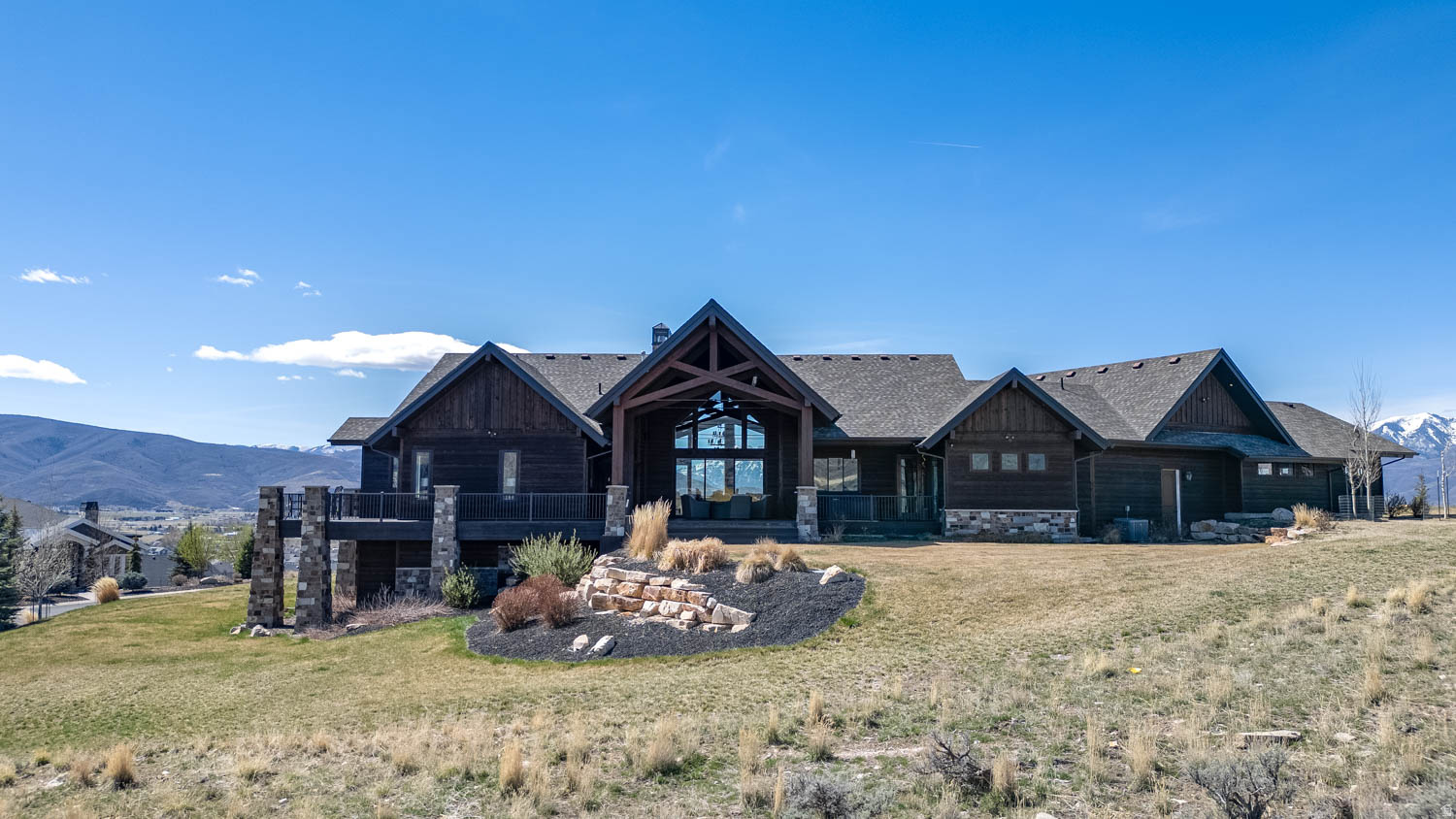 main property photo 88