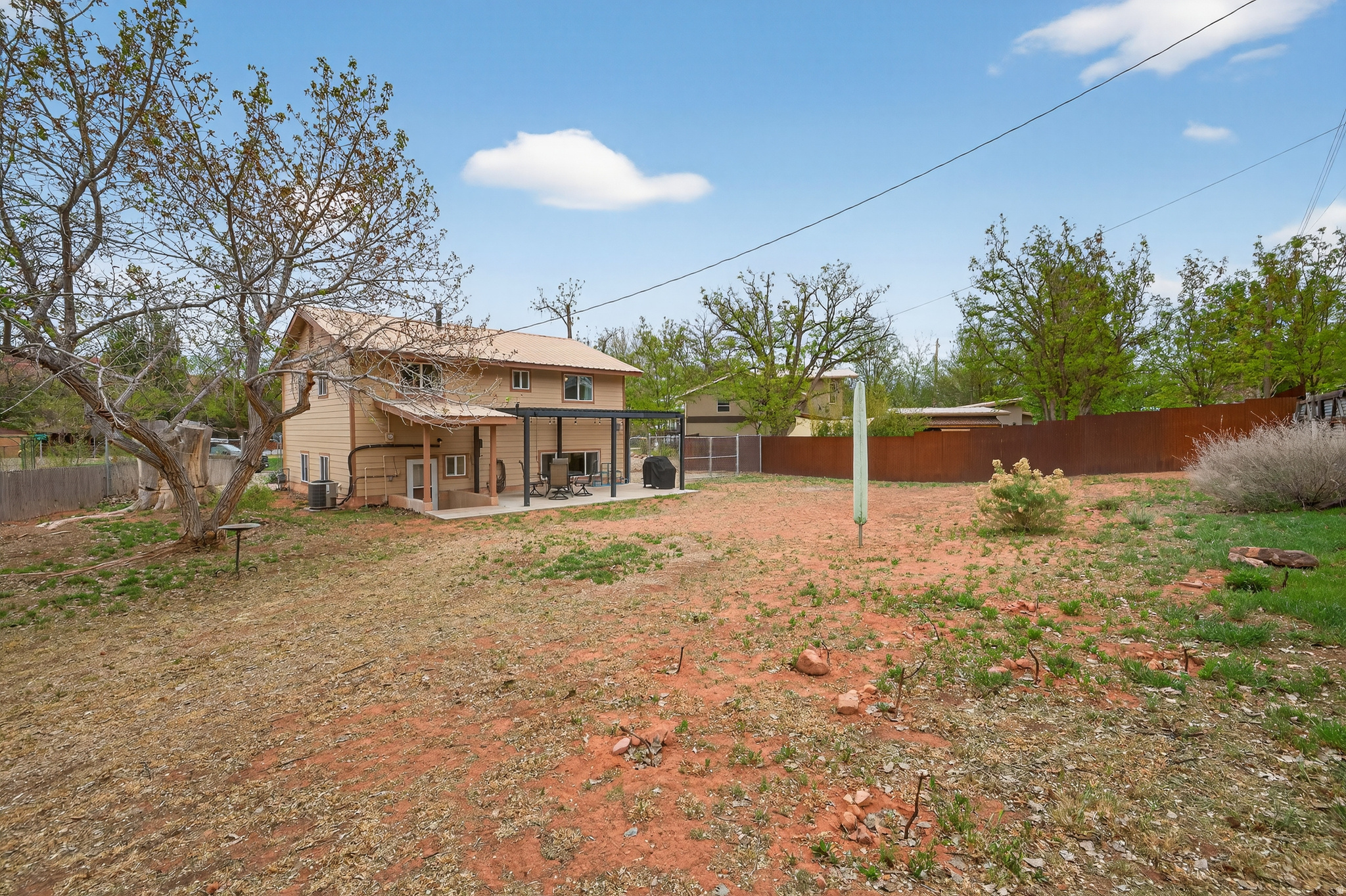 main property photo 29
