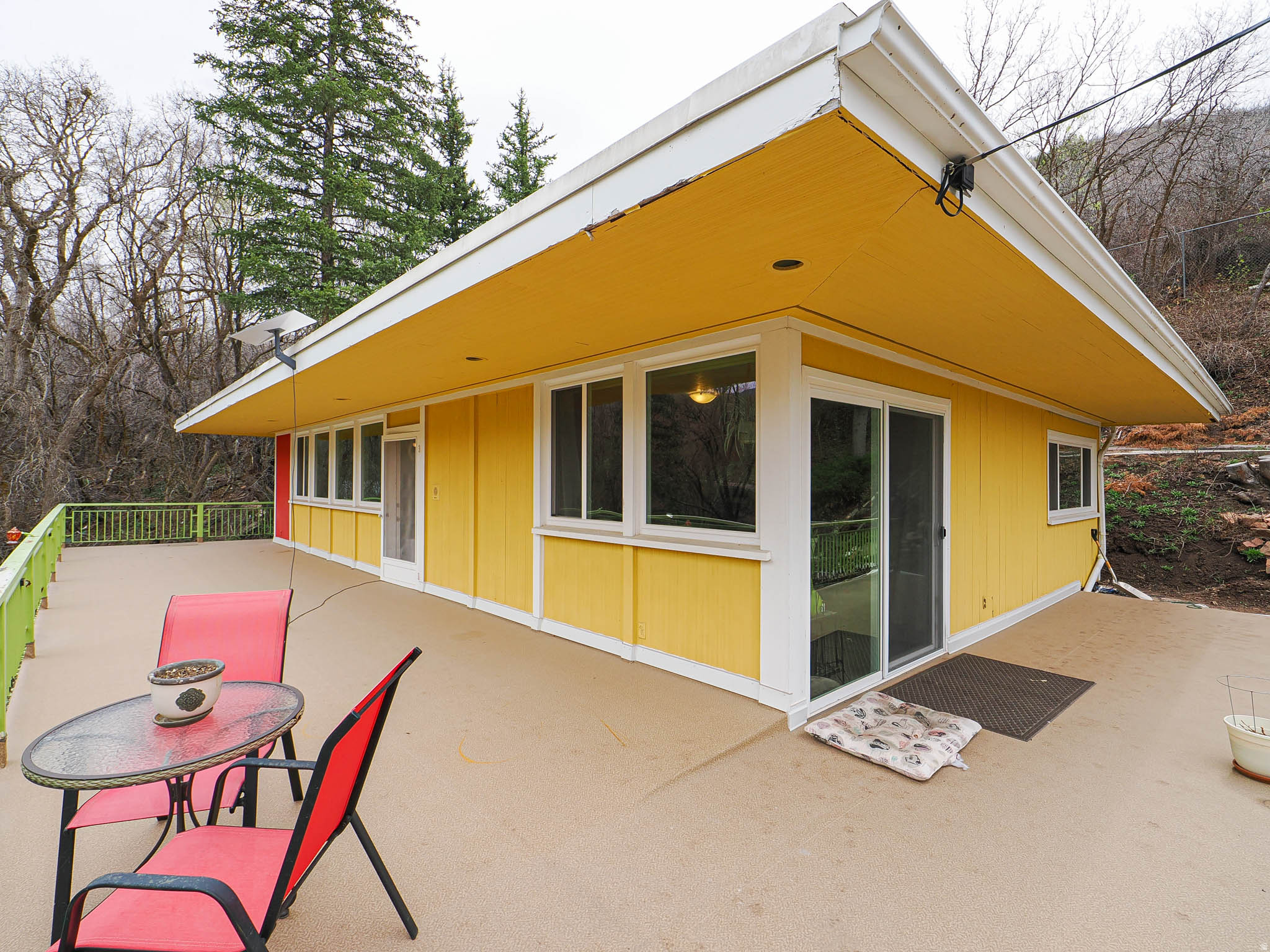 main property photo 14