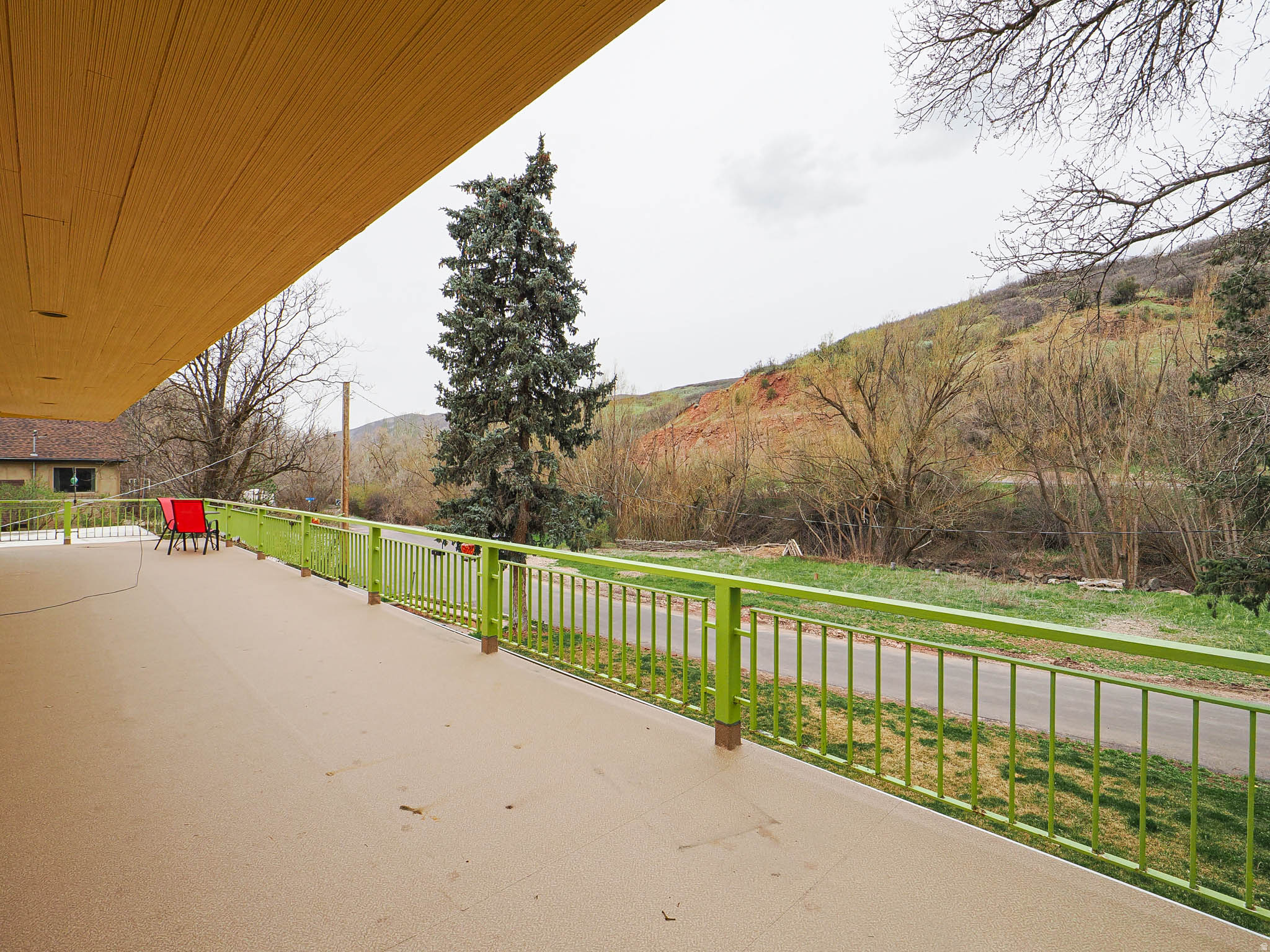 main property photo 16