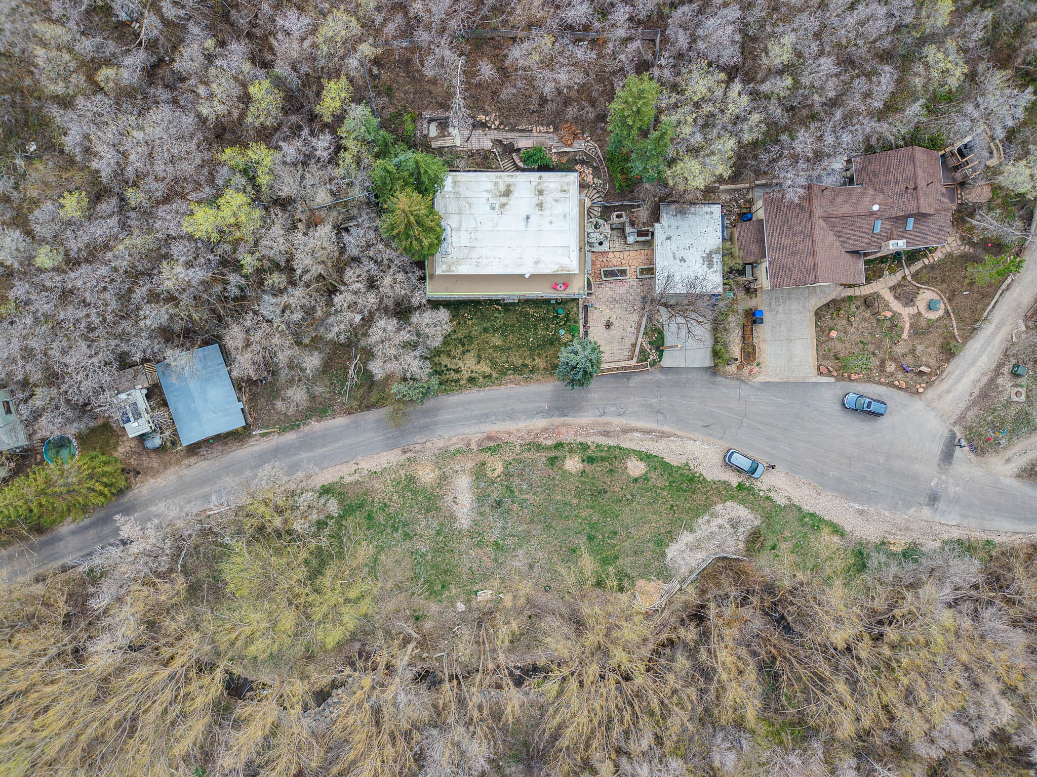 main property photo 26