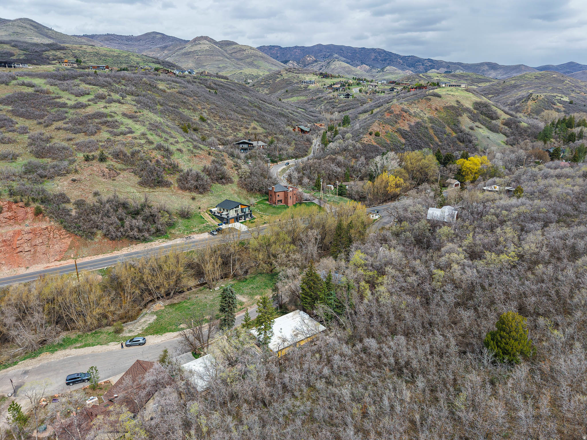 main property photo 27