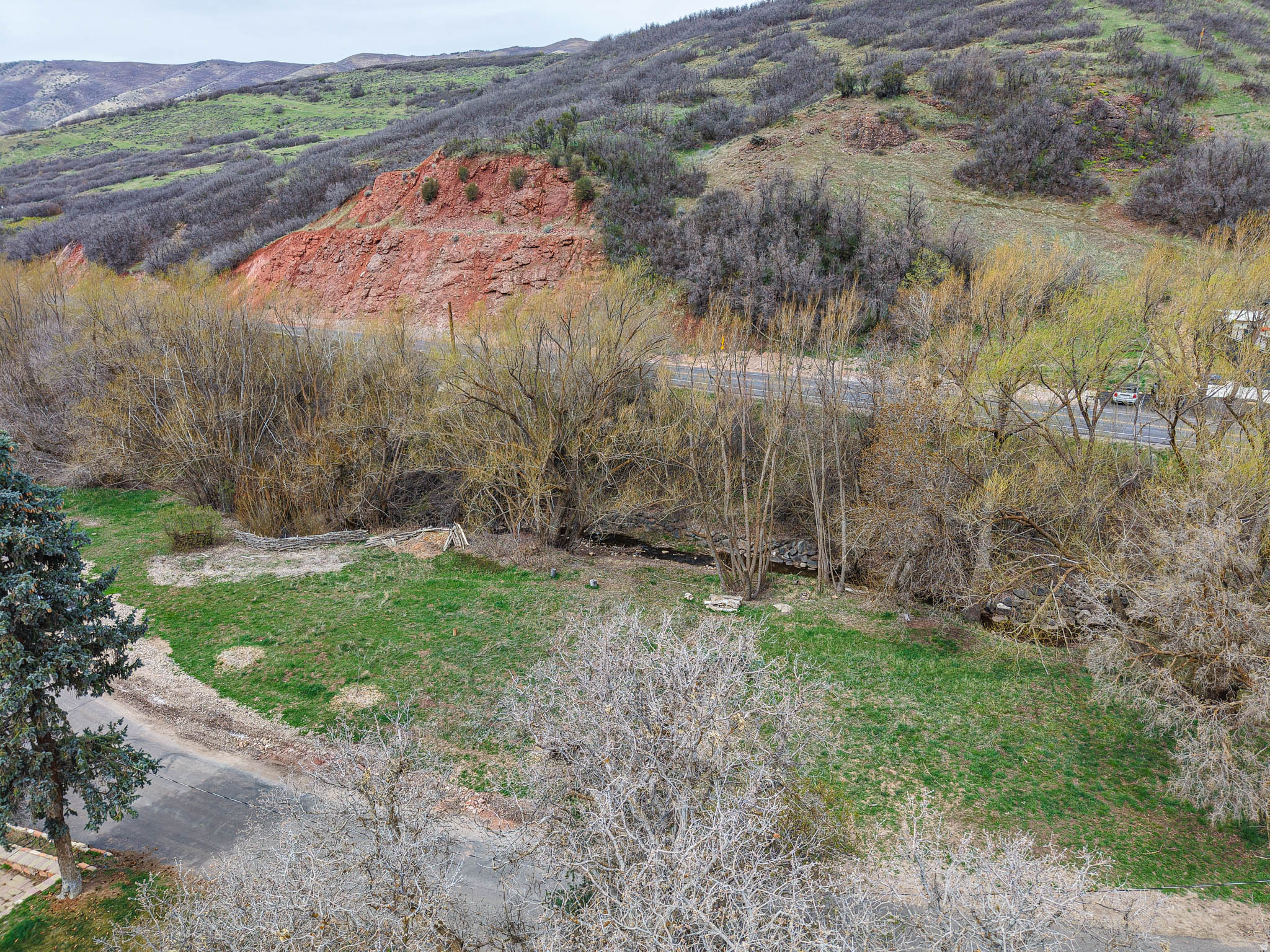 main property photo 34